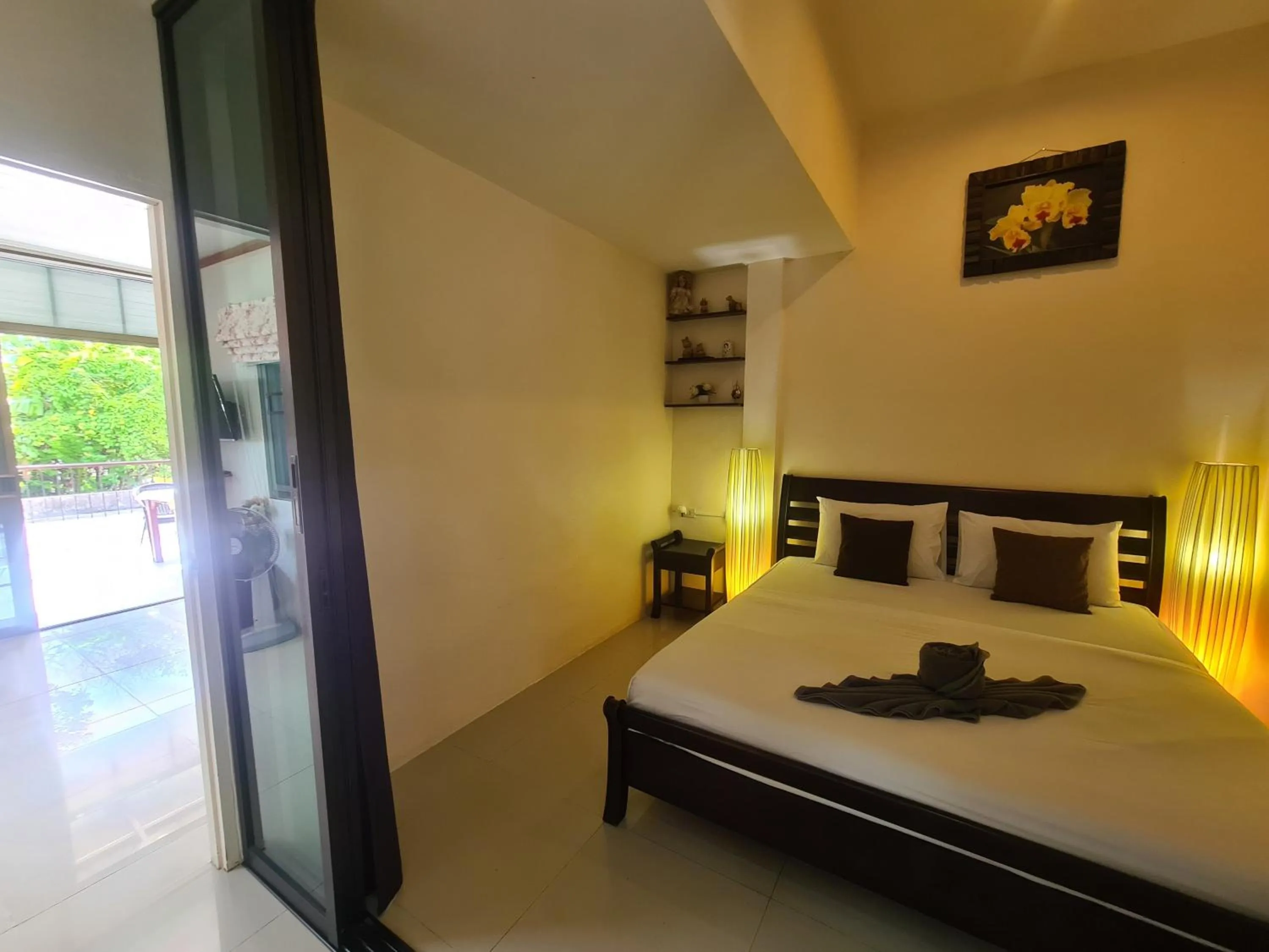 Bed in Baan Hello Samed
