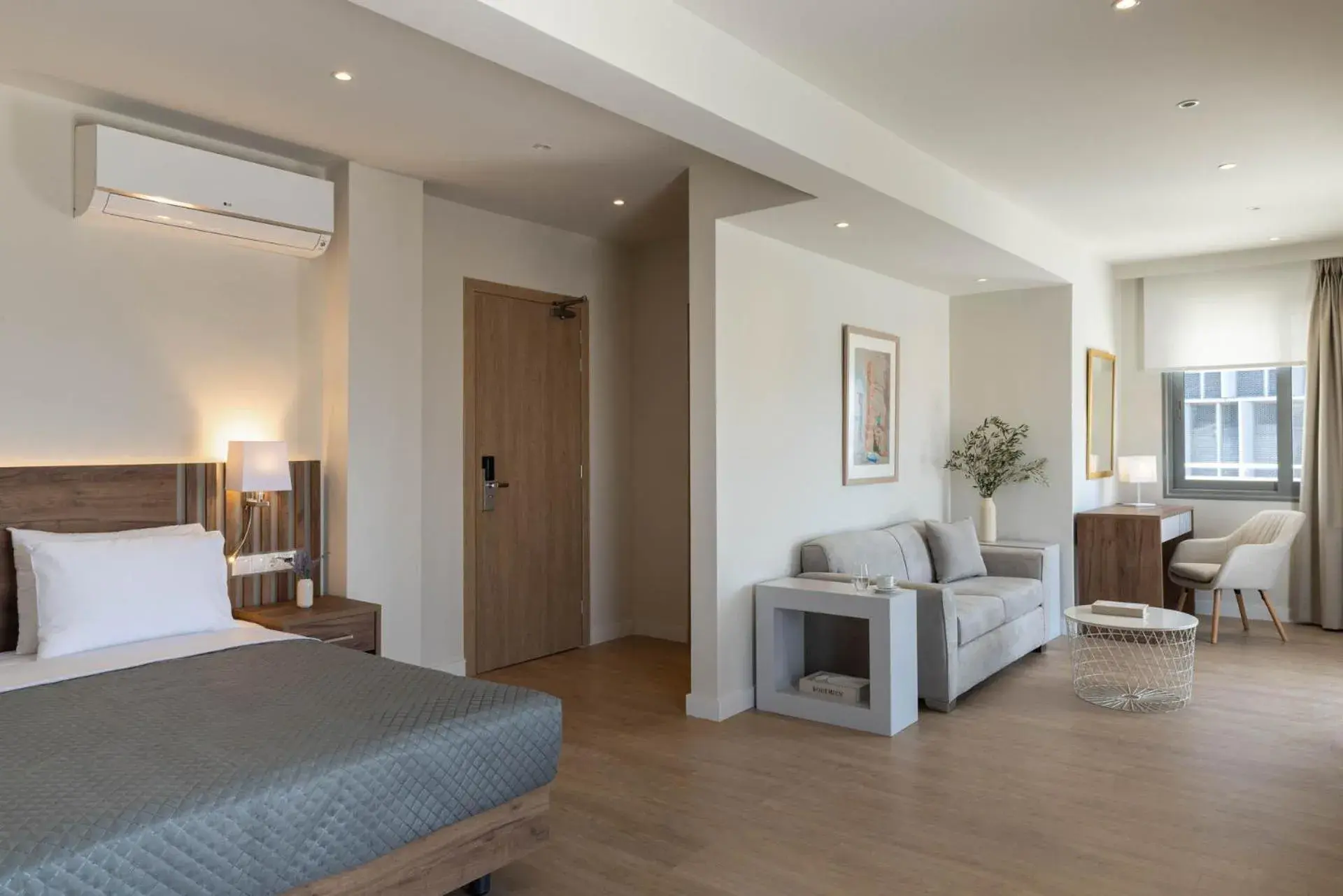 Bed in Gallery Port Tower Piraeus Bed in Gallery Port Tower Piraeus