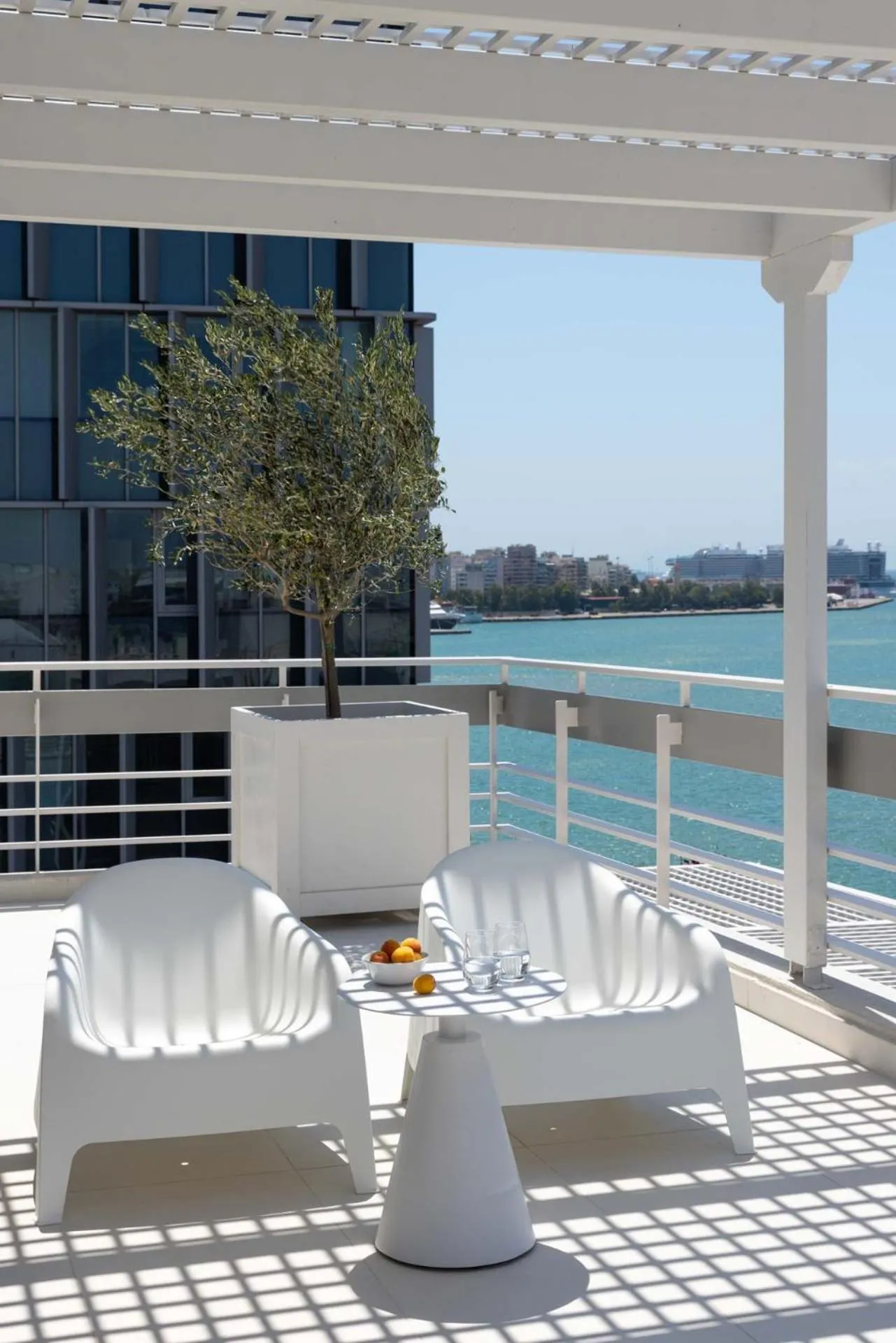 Patio in Port Tower Piraeus