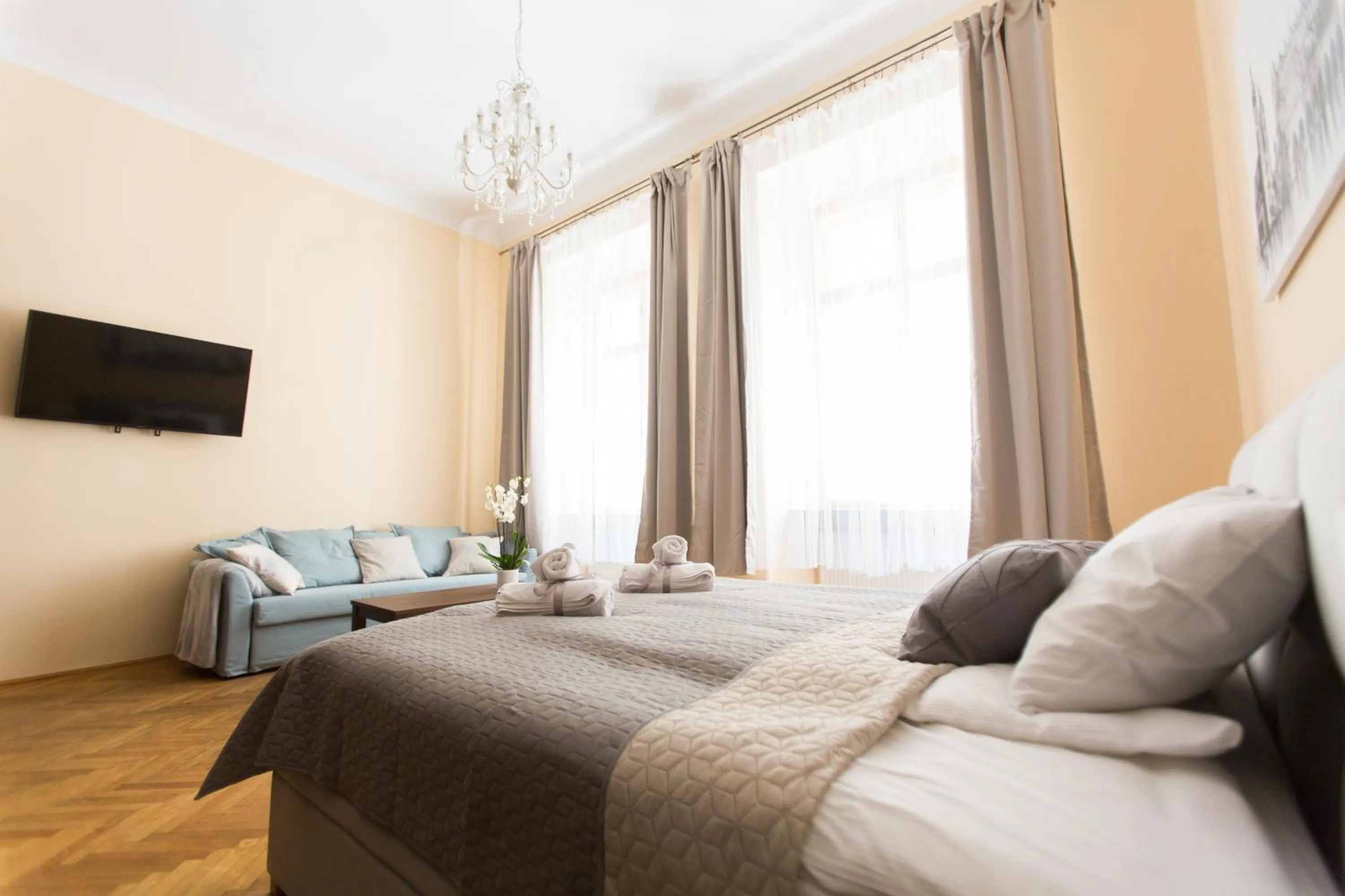 Bed in Apartments Roman