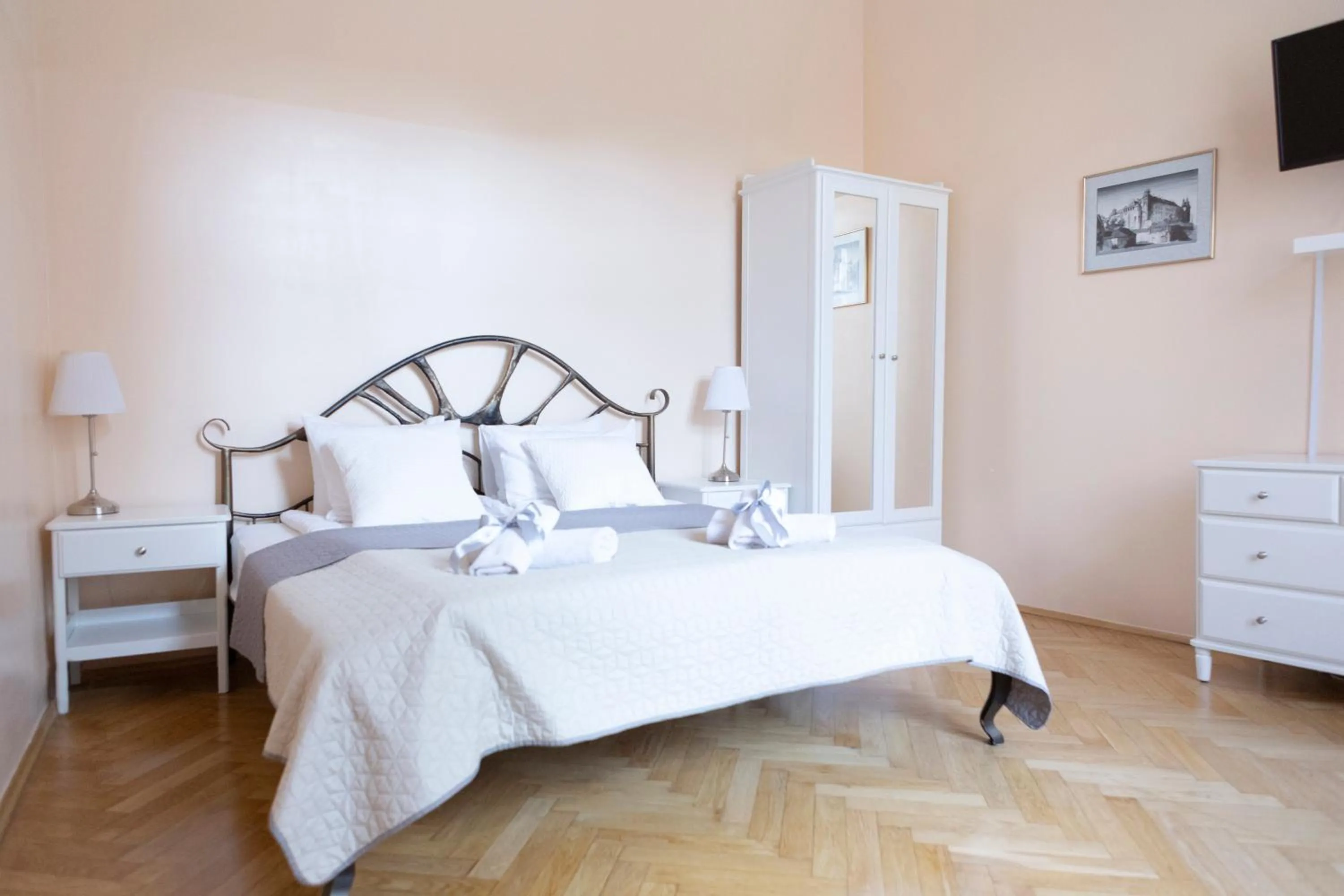 Bed in Apartments Roman