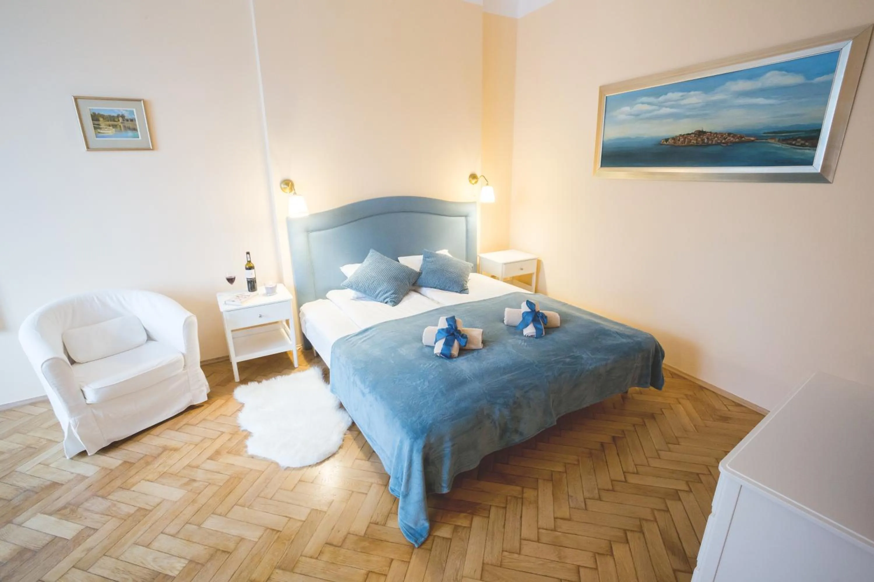 Bedroom, Bed in Apartments Roman