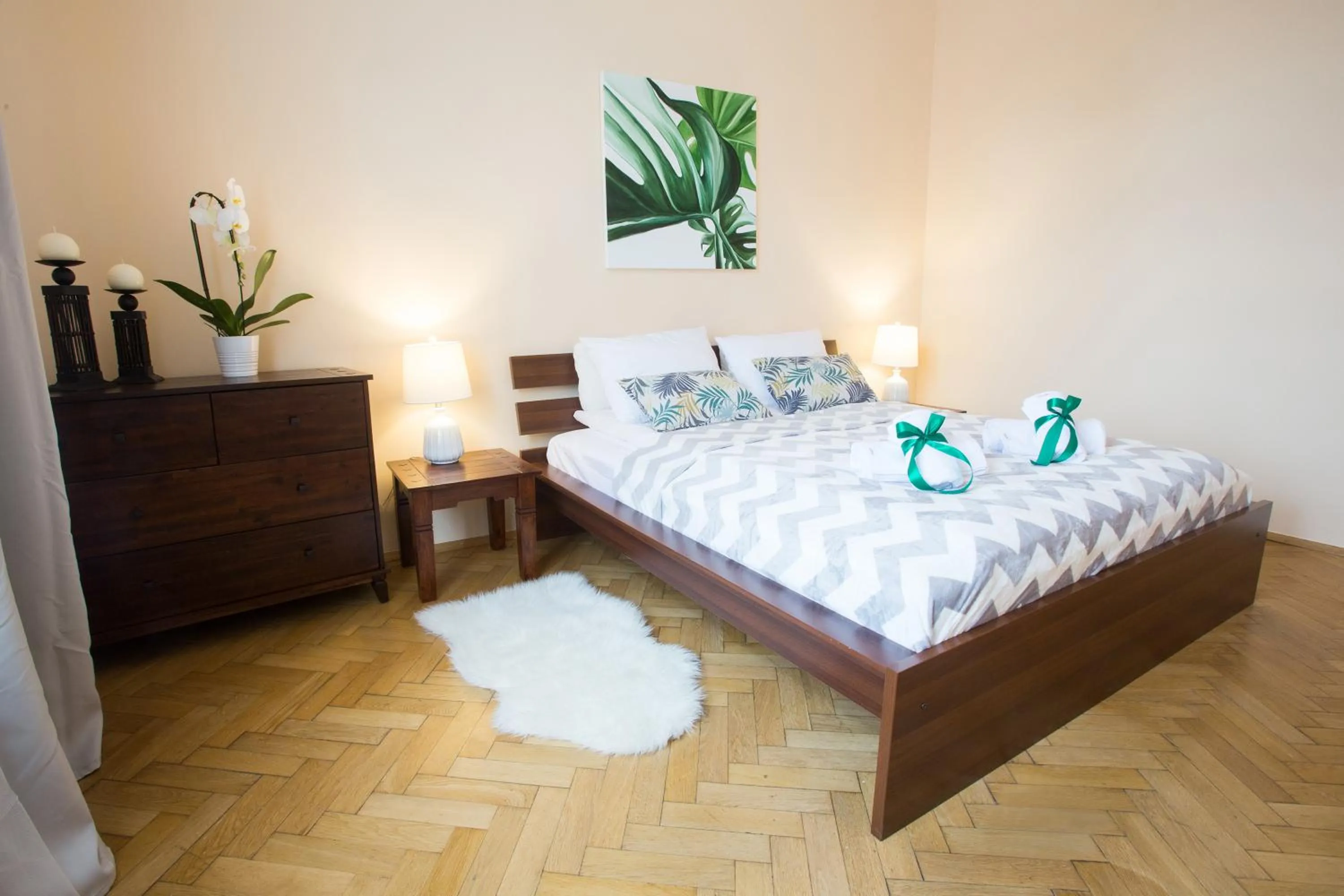 Bedroom, Bed in Apartments Roman