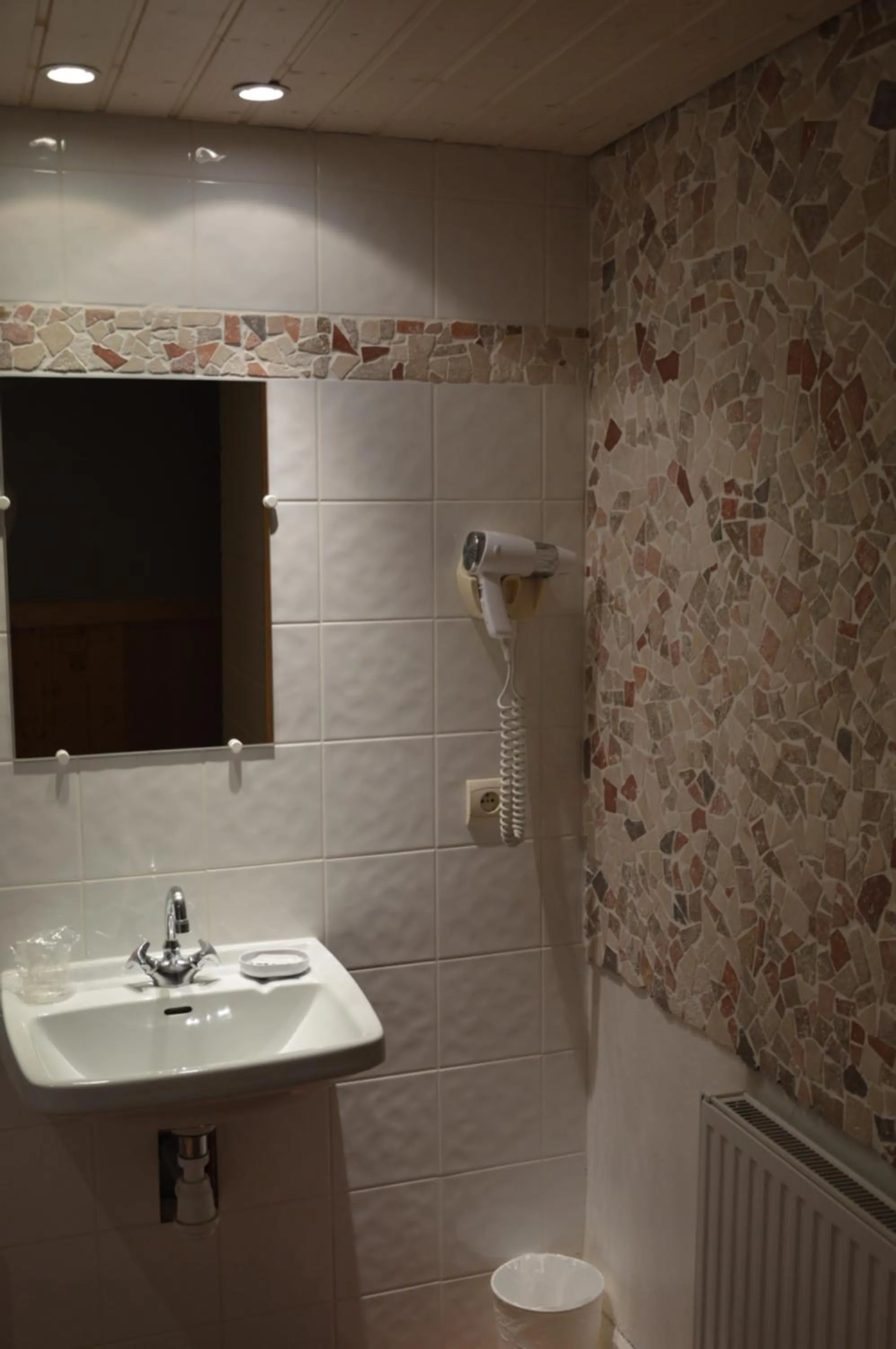 Bathroom in Hôtel l'Hermitage