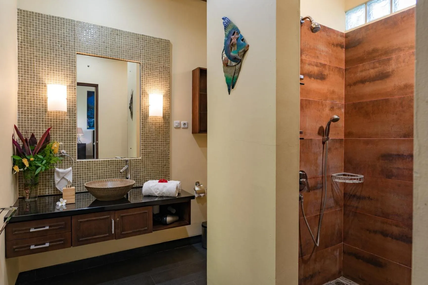 Shower in Alamanda Lovina Resort