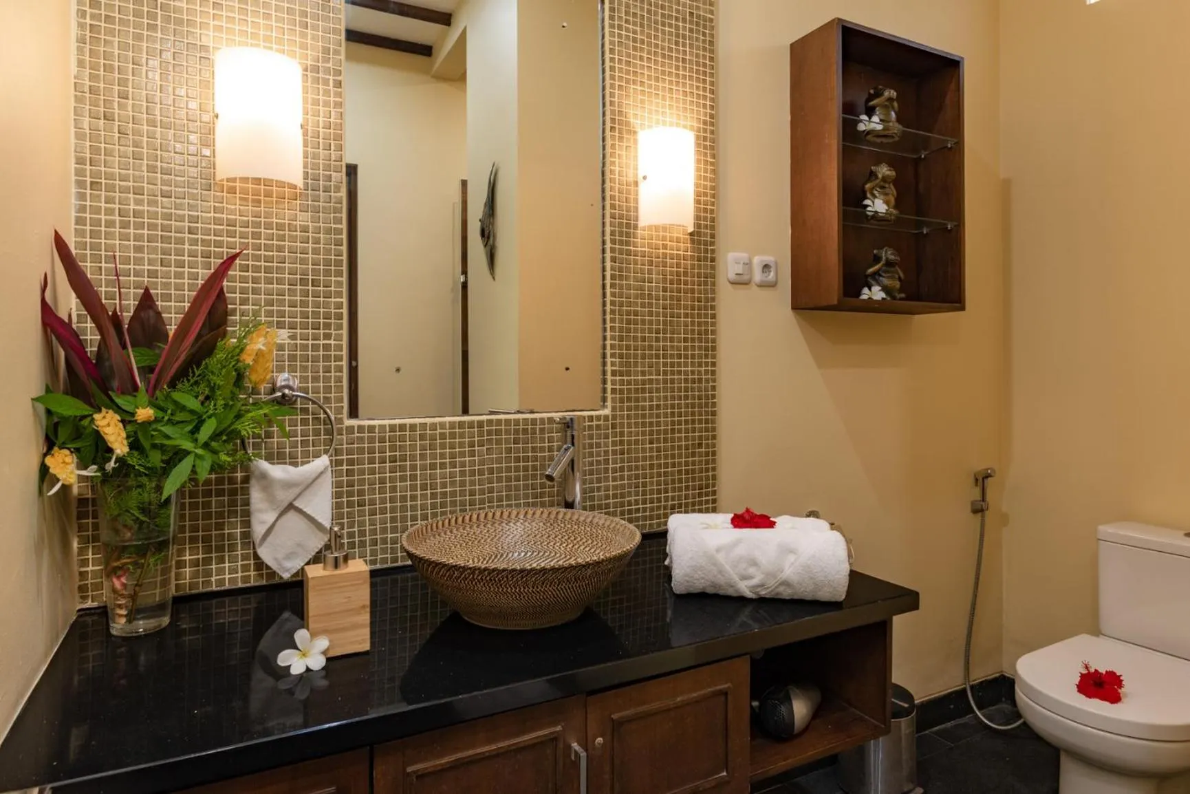 Toilet in Alamanda Lovina Resort