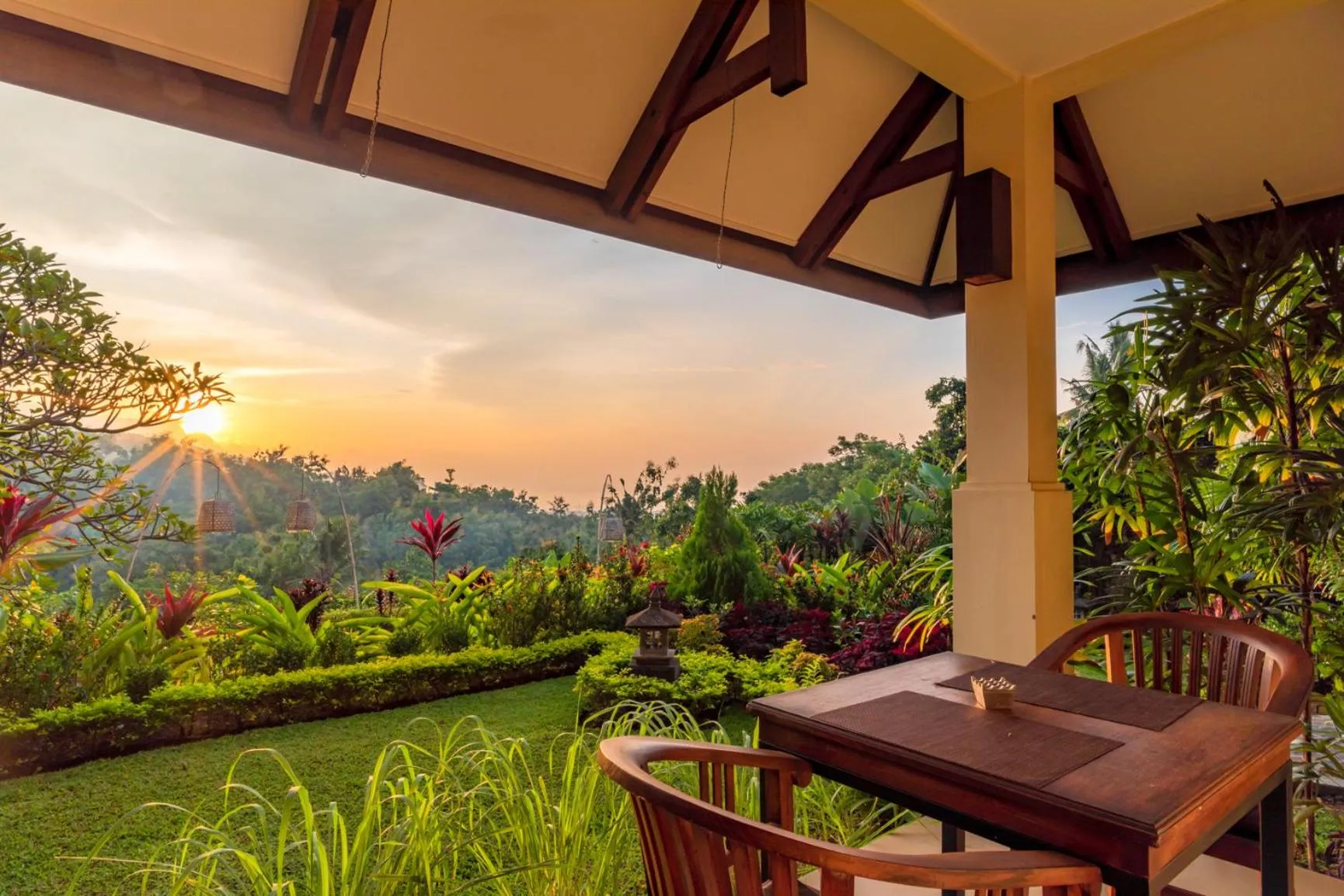 Garden in Alamanda Lovina Resort