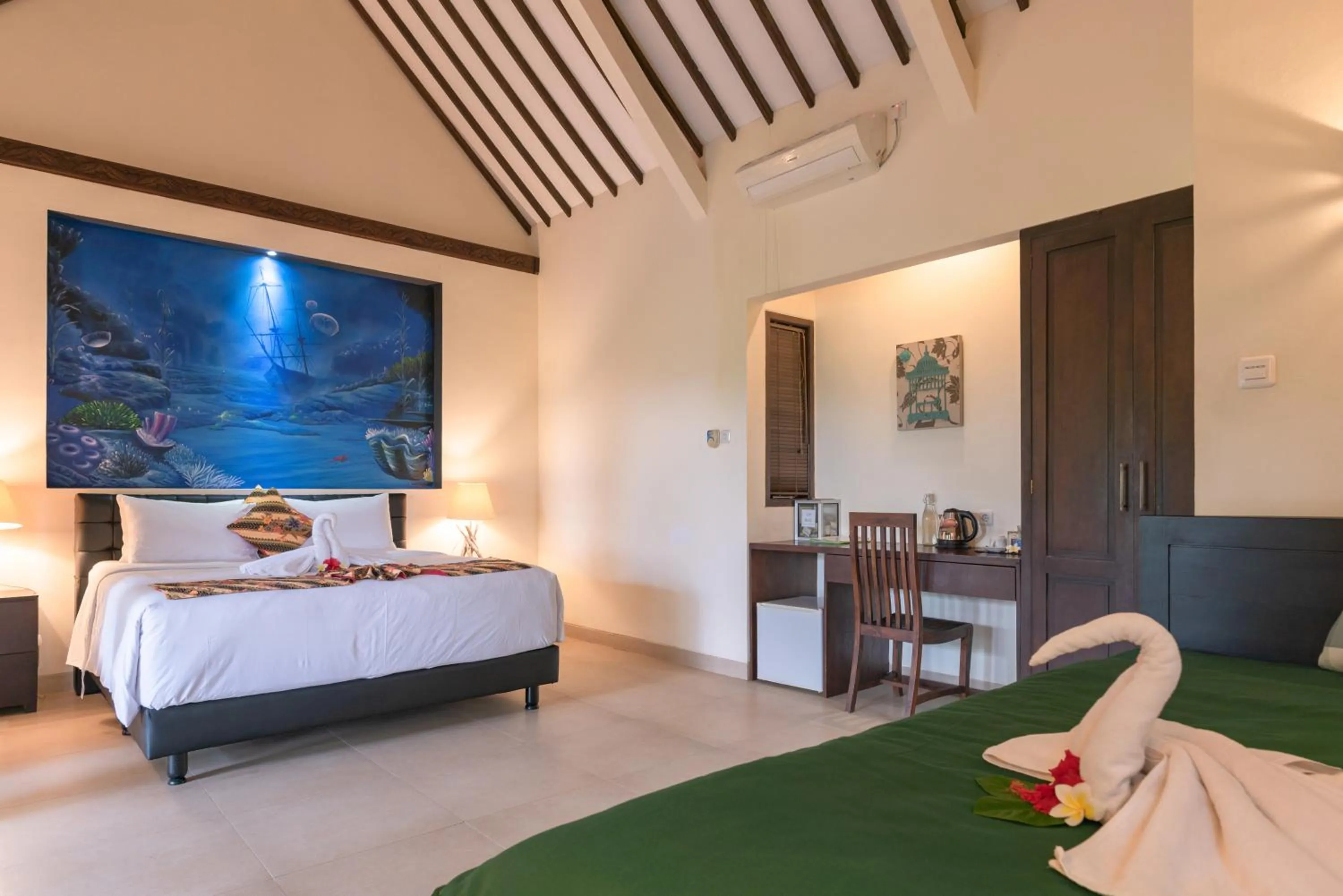 Bedroom, Bed in Alamanda Lovina Resort