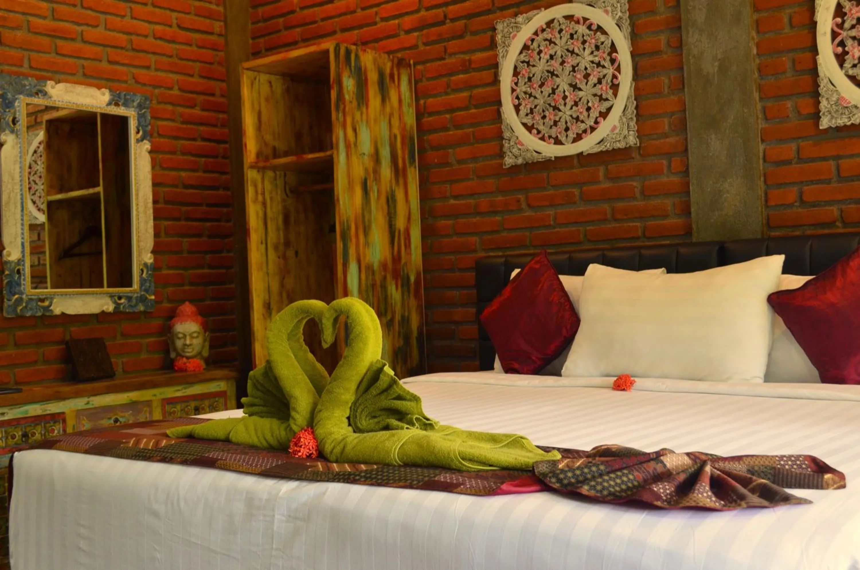 Bedroom, Bed in Alamanda Lovina Resort