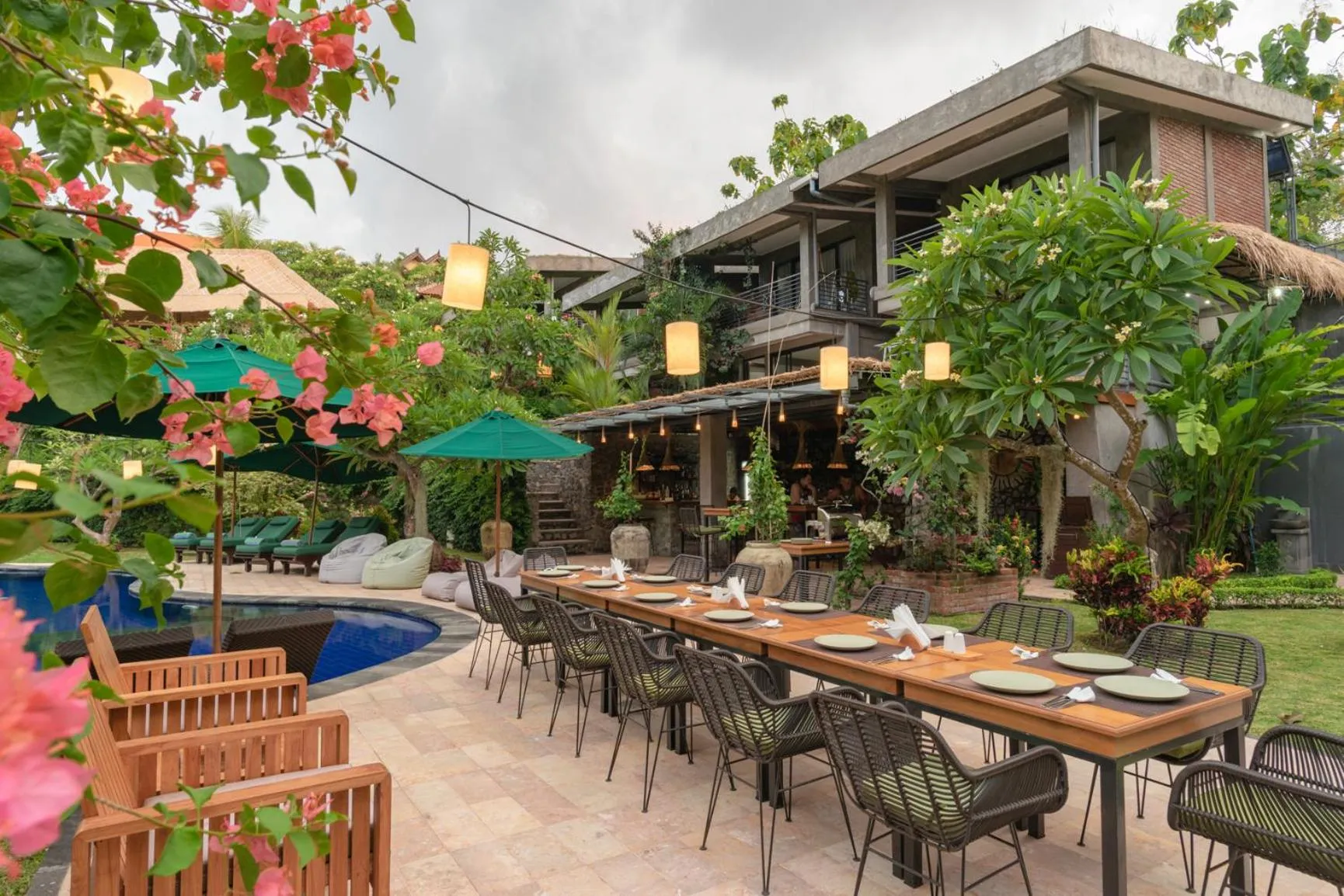 Patio in Alamanda Lovina Resort