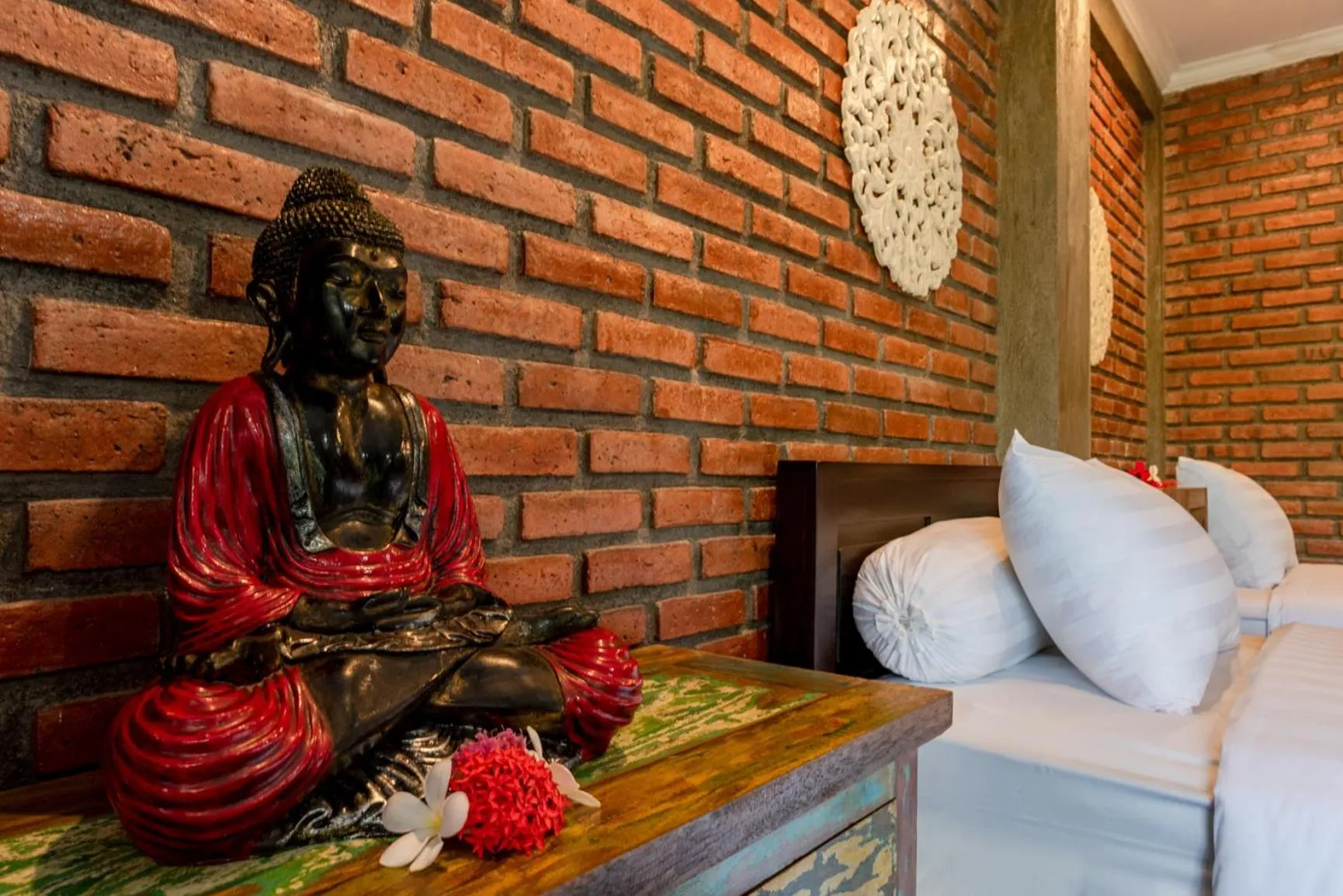 Decorative detail in Alamanda Lovina Resort