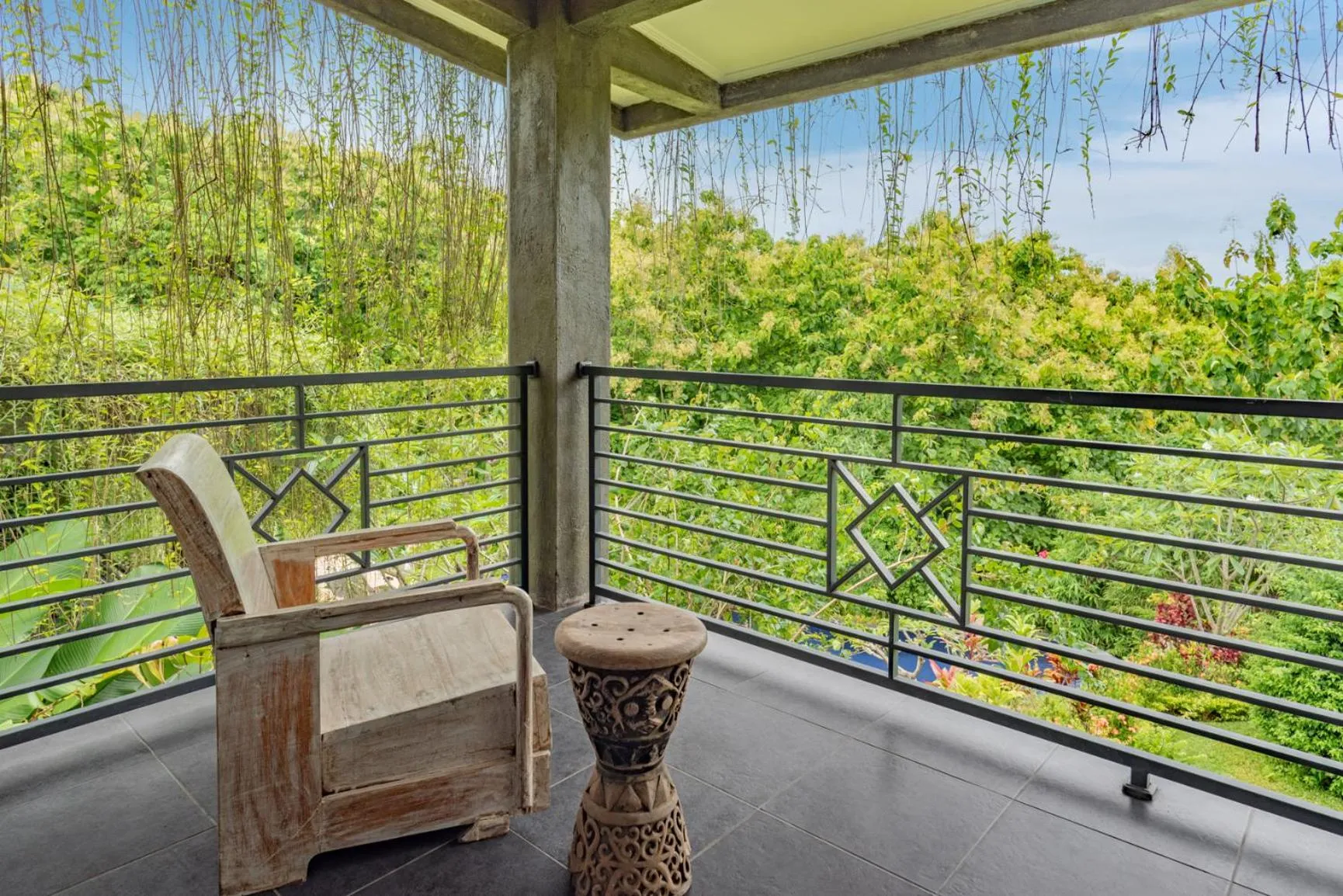 Day in Alamanda Lovina Resort