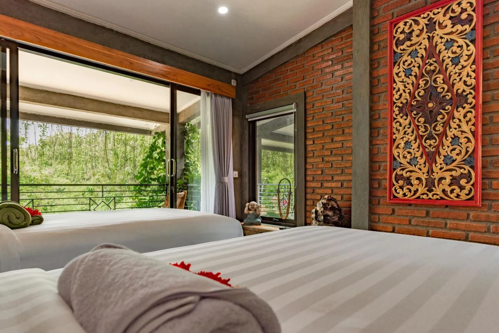 Bed in Alamanda Lovina Resort