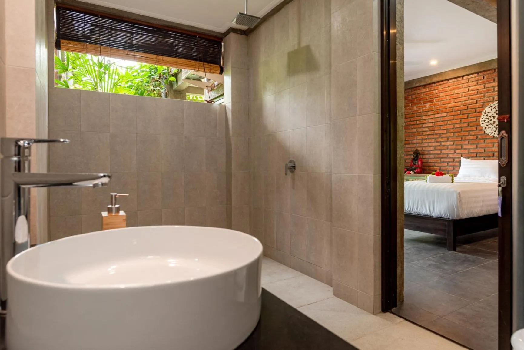 Shower, Bed in Alamanda Lovina Resort