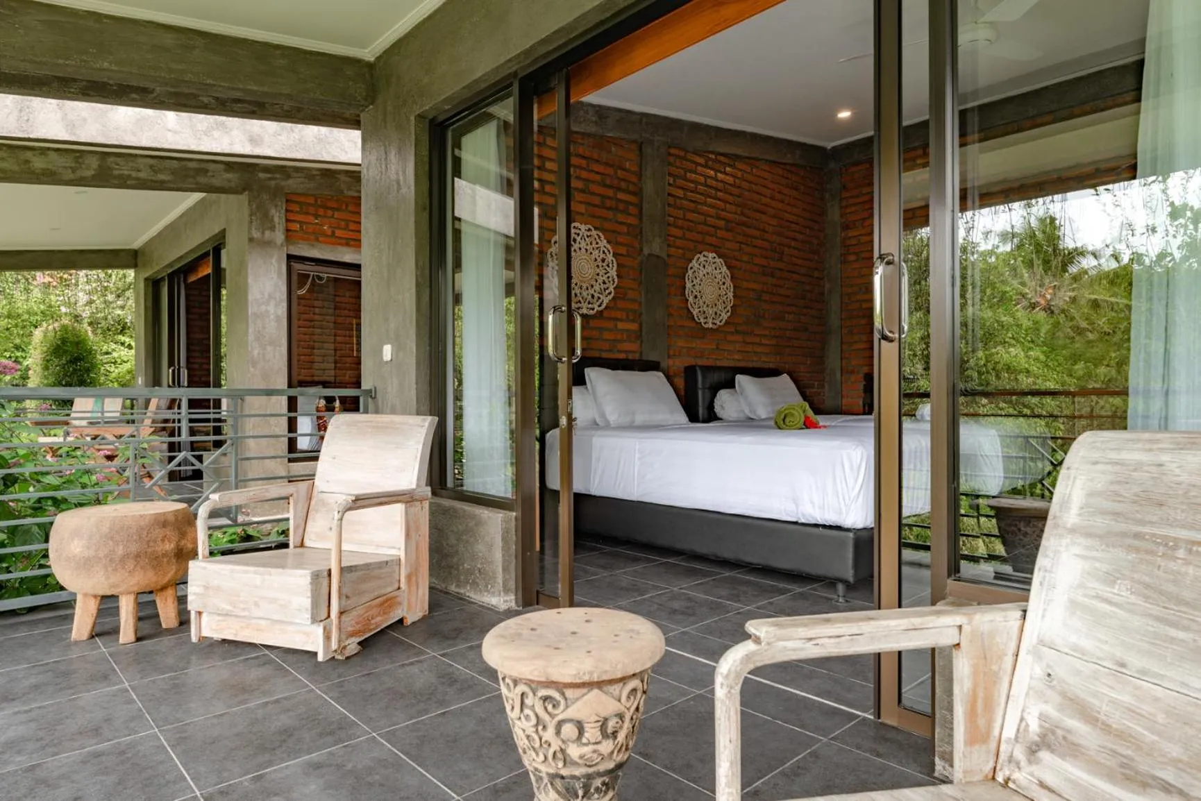 Bed in Alamanda Lovina Resort