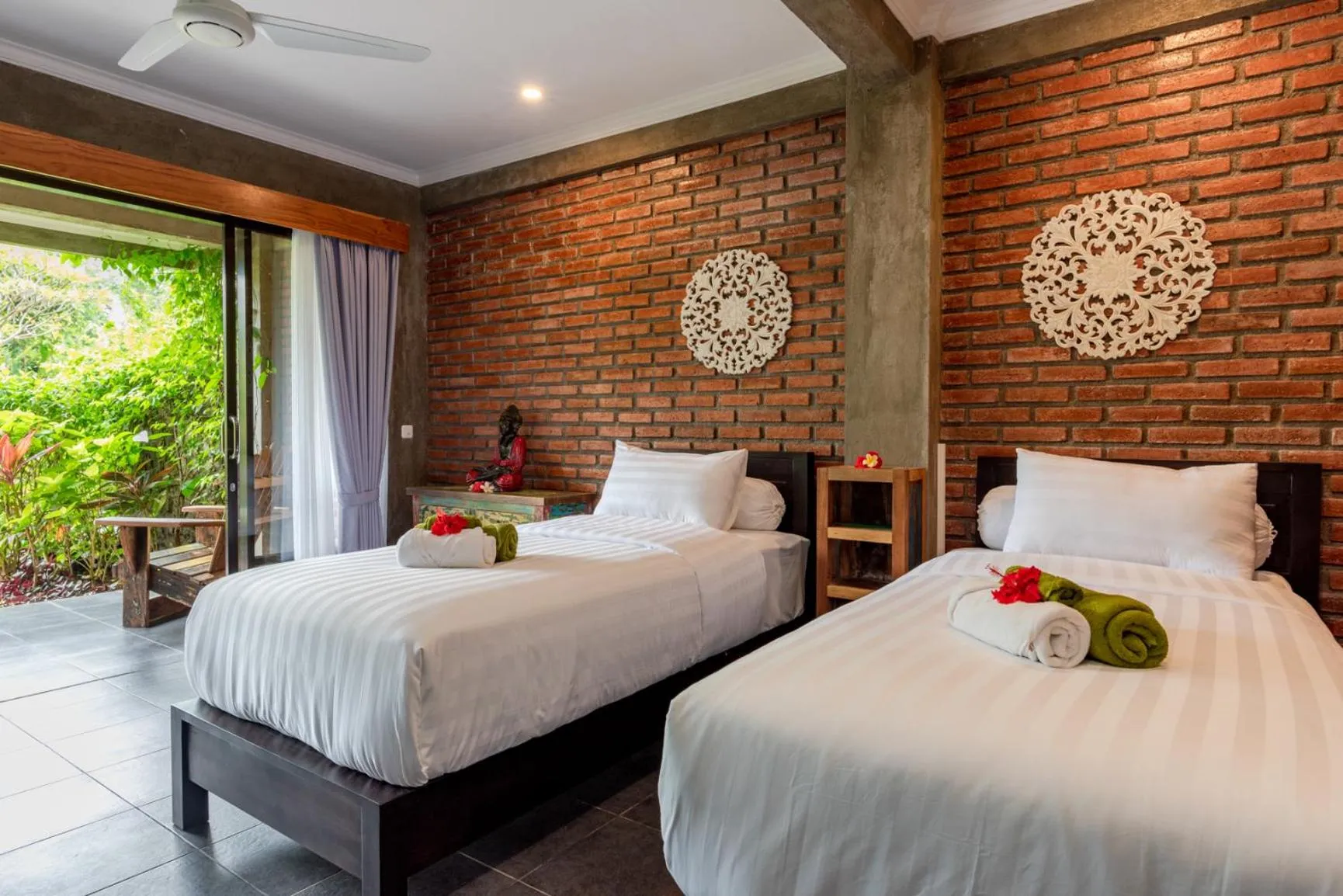 Bed in Alamanda Lovina Resort