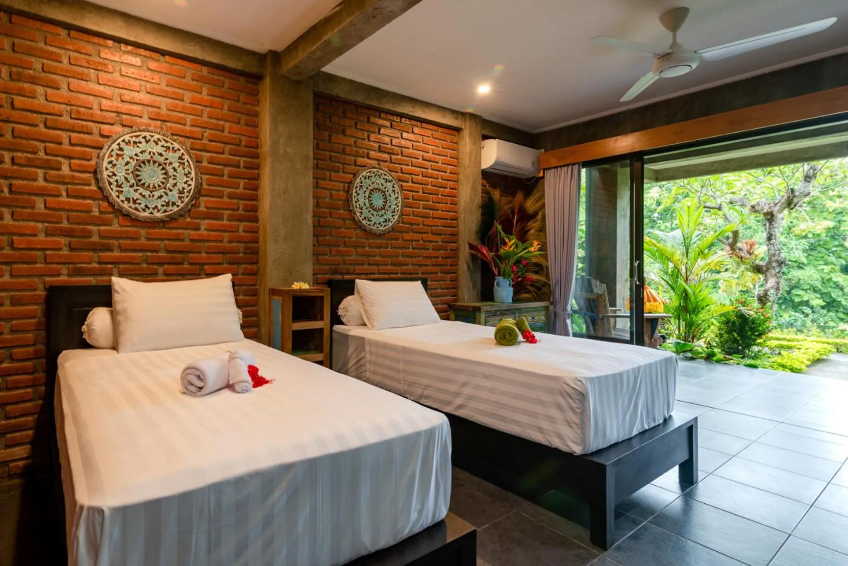 Bed in Alamanda Lovina Resort