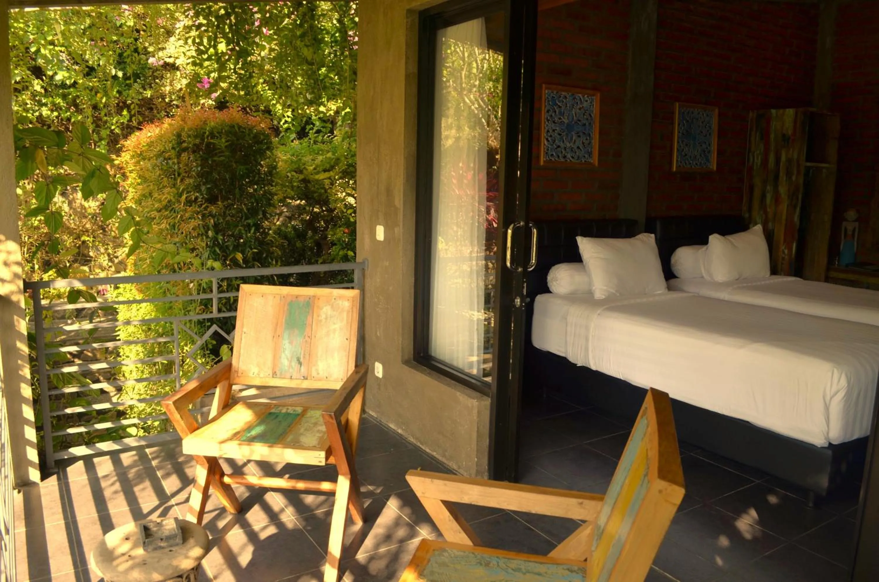 Property building, Bed in Alamanda Lovina Resort