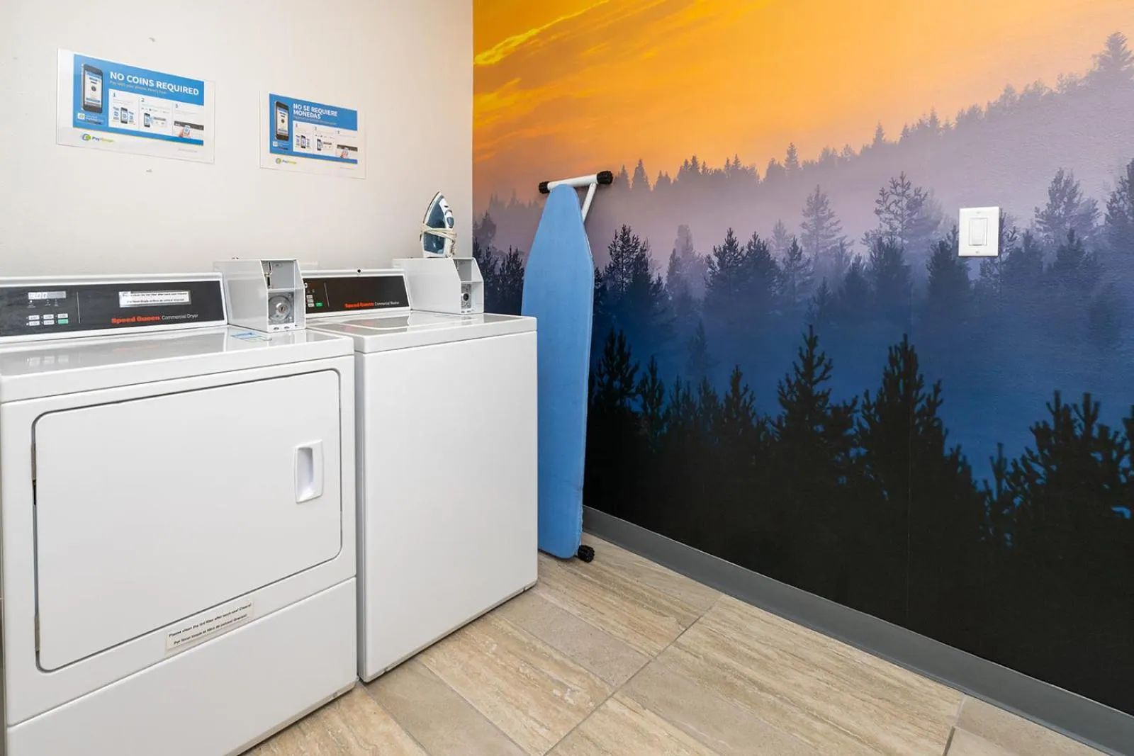 laundry in Hotel Pommier Chariton