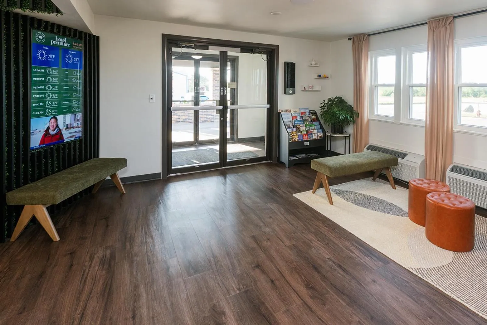 Lobby or reception in Hotel Pommier Chariton