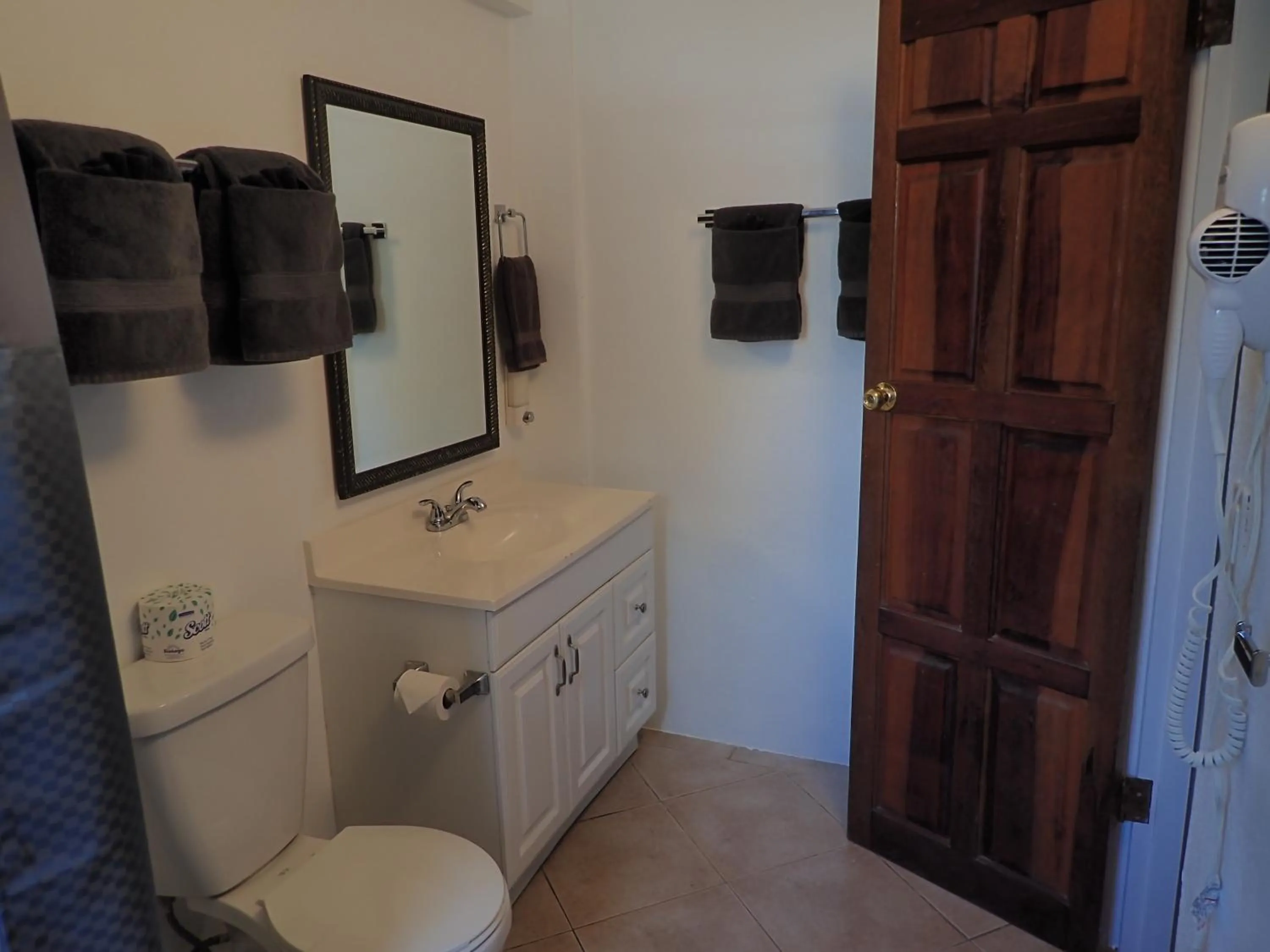 Bathroom in The Vieques Guesthouse