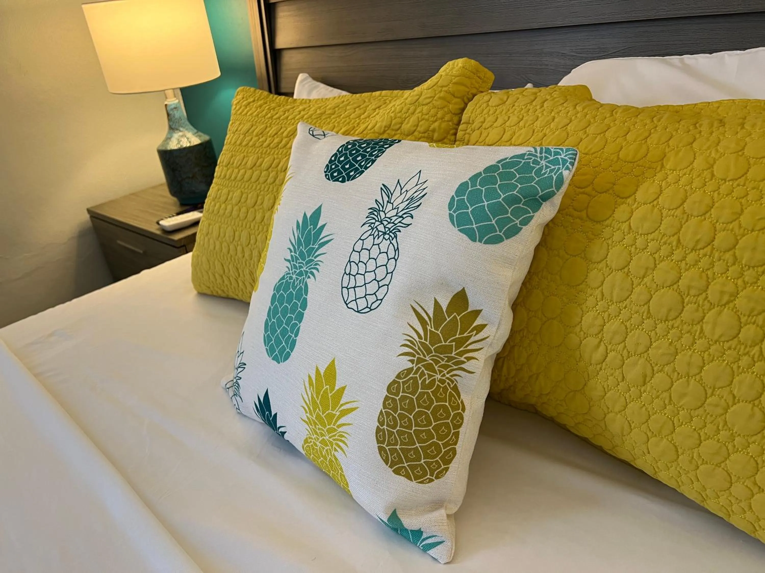 Bed in The Vieques Guesthouse