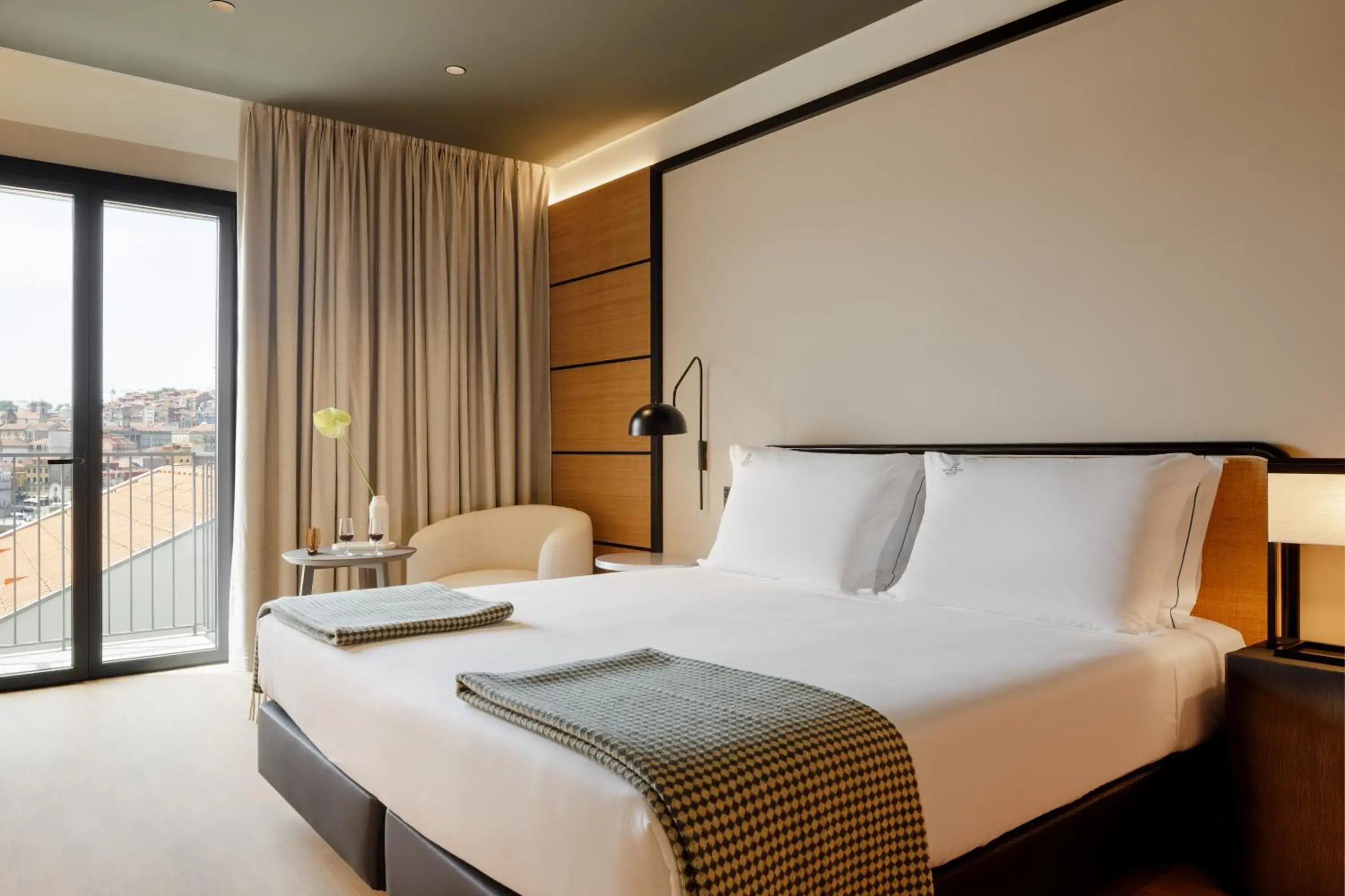 Double Room with River View in Porto River Soul Hotel Double Room with River View in Porto River Soul Hotel