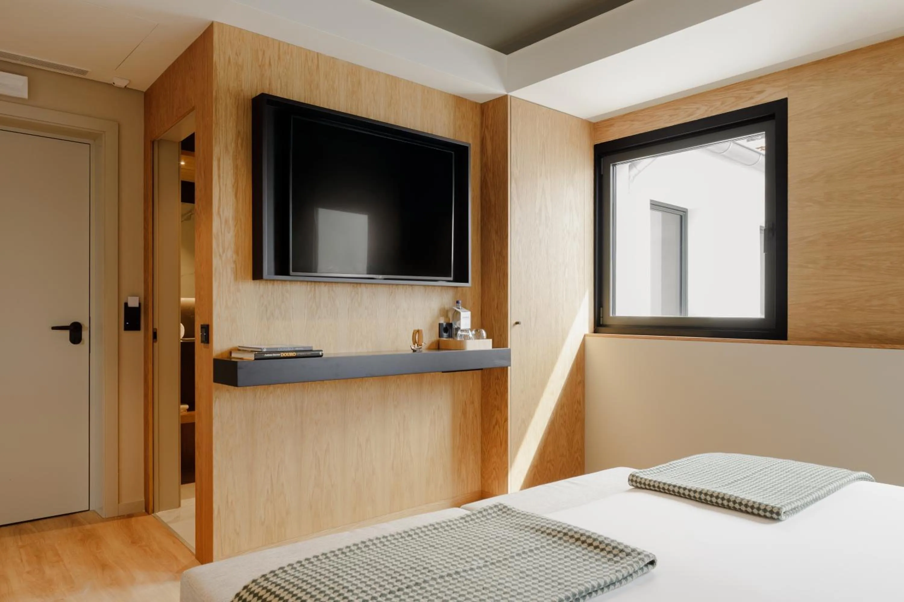 TV and multimedia, Bed in Porto River Soul Hotel