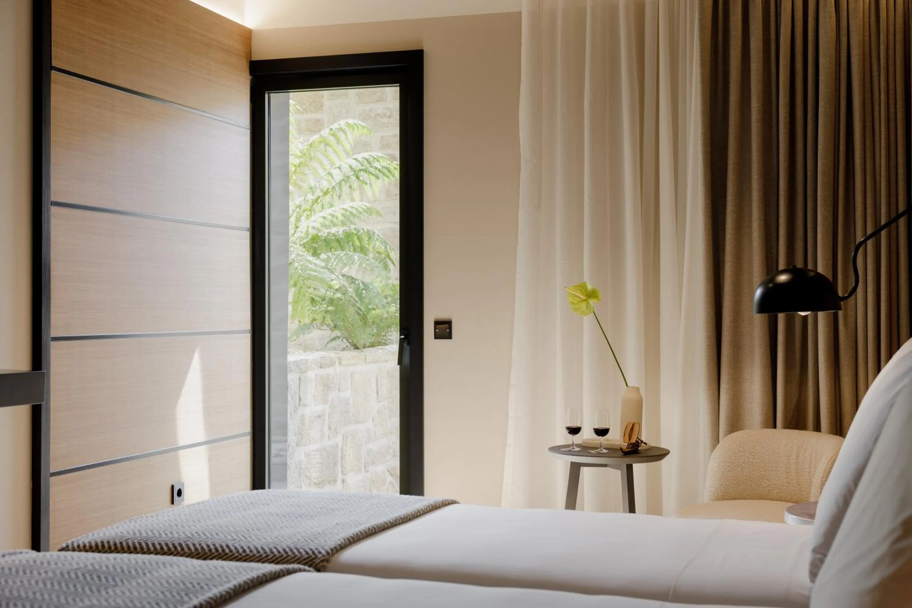 Photo of the whole room, Bed in Porto River Soul Hotel