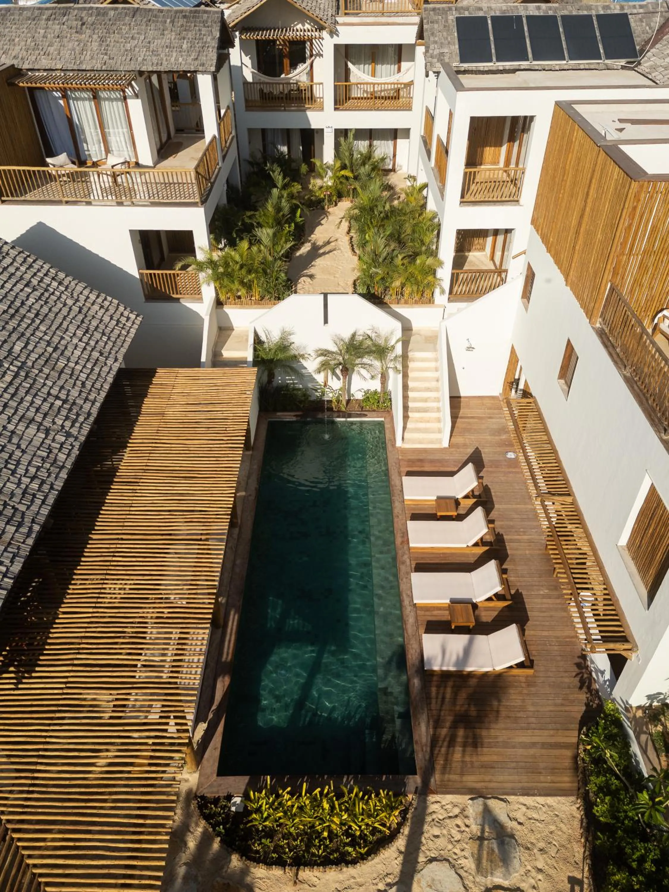Property building in Villa Tapi