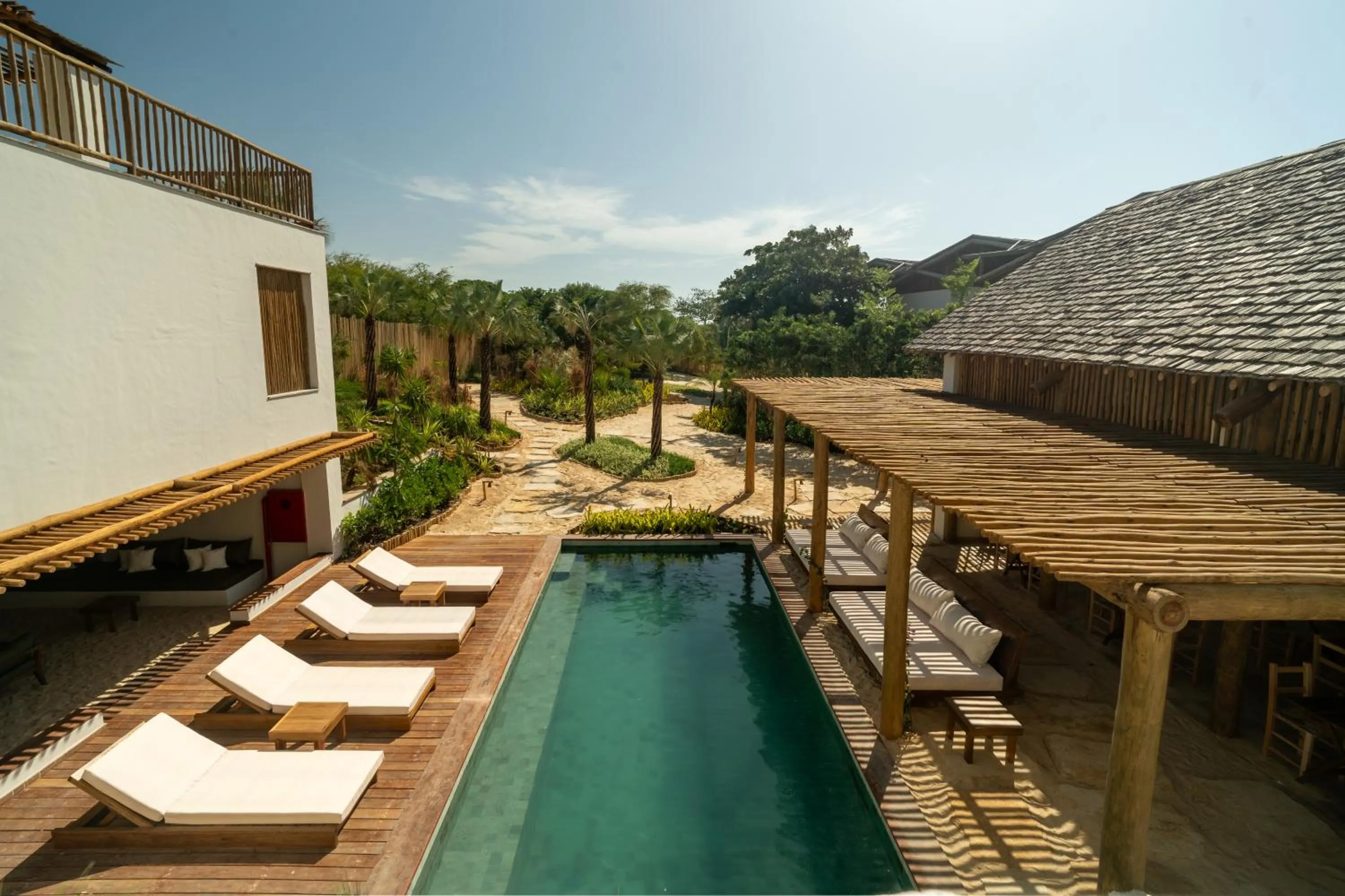 Property building in Villa Tapi
