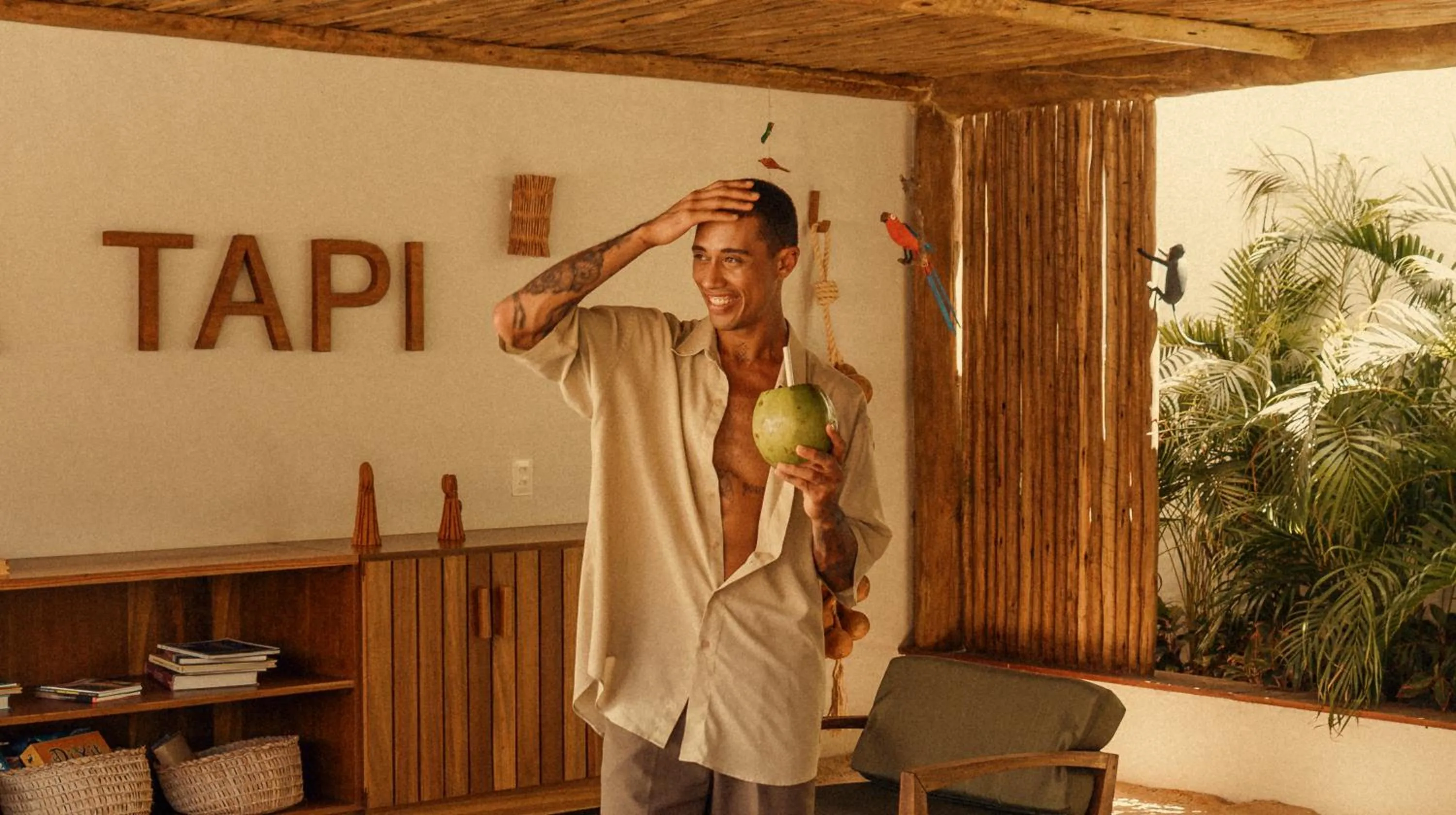 People in Villa Tapi
