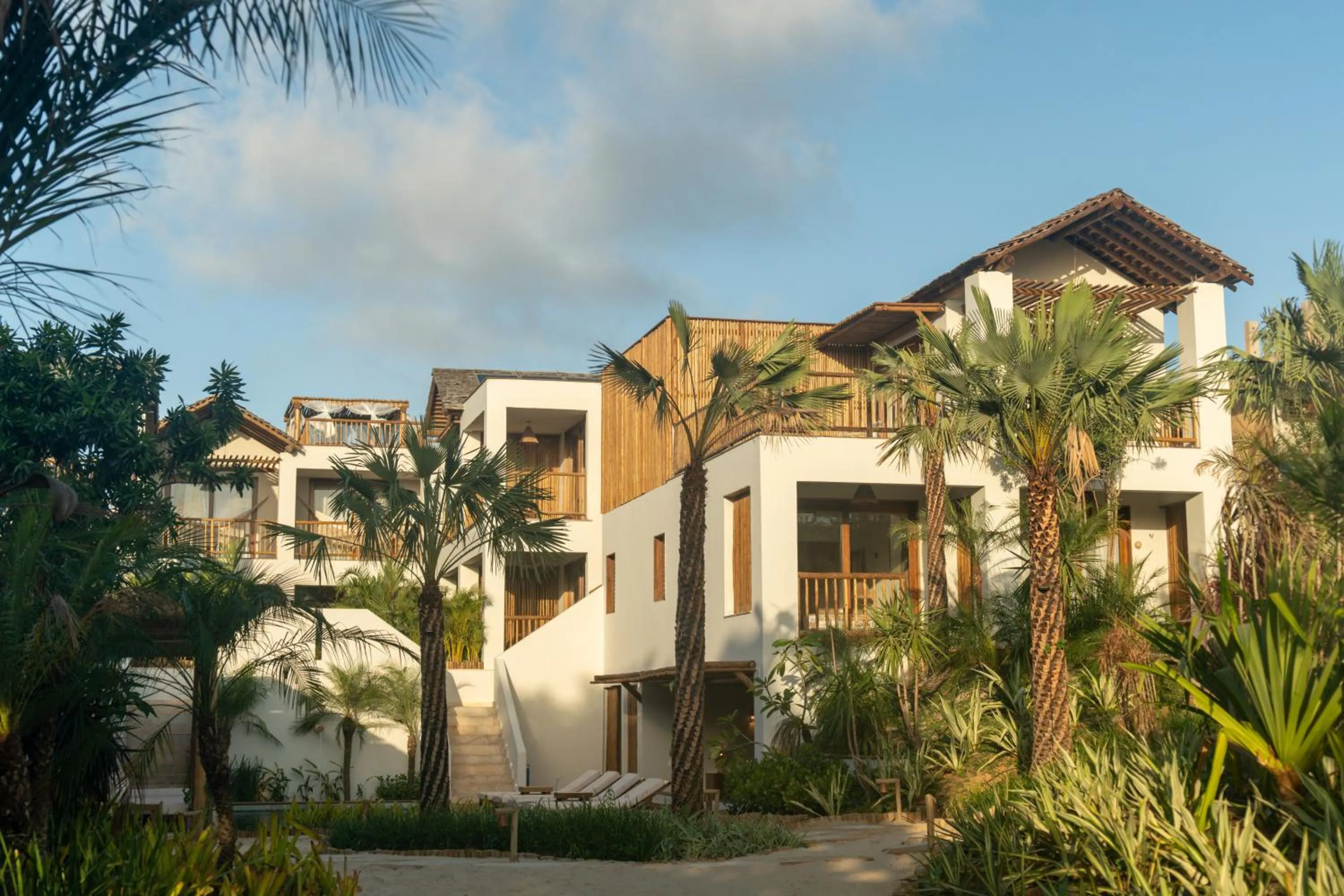 Property building in Villa Tapi