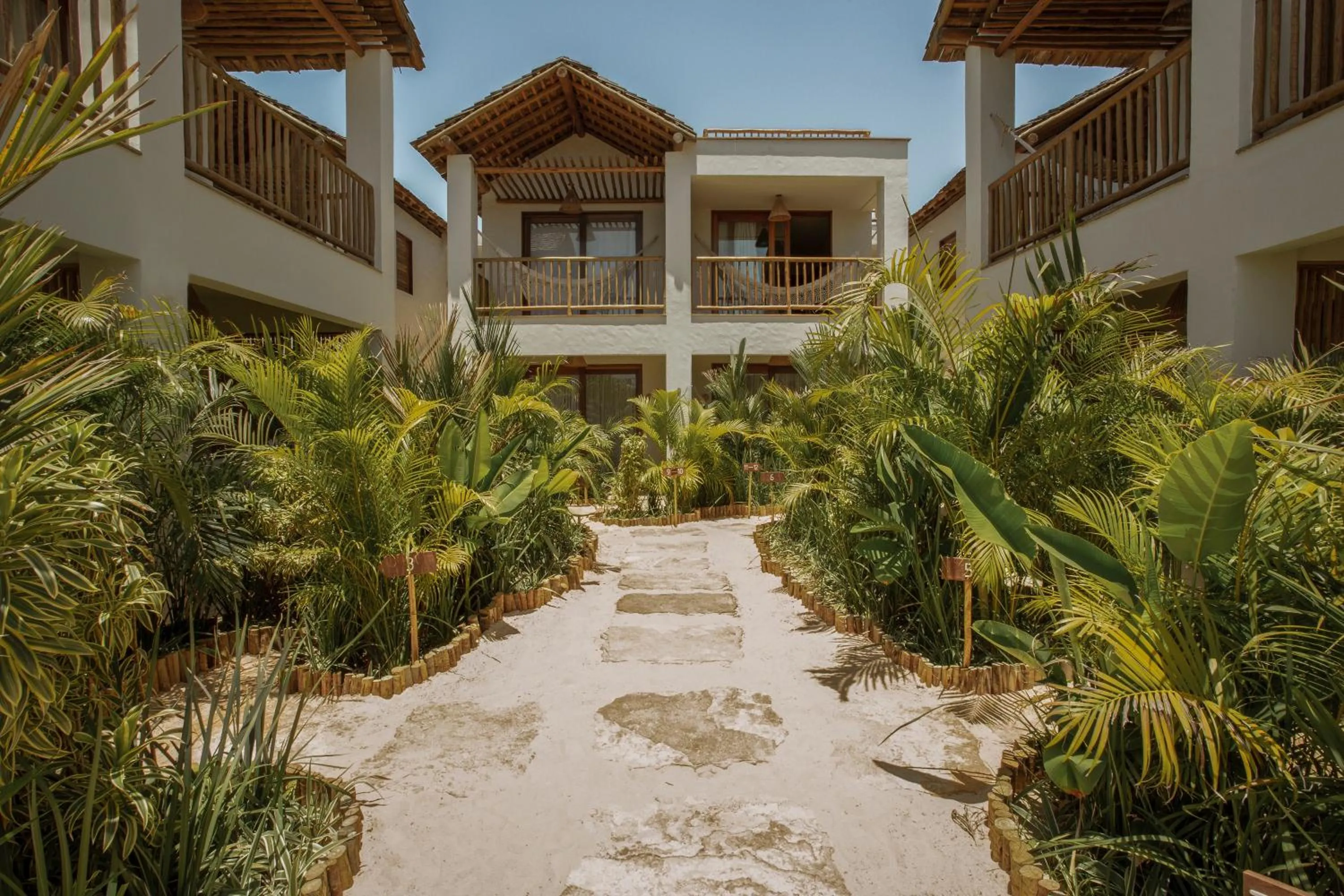 Property building in Villa Tapi