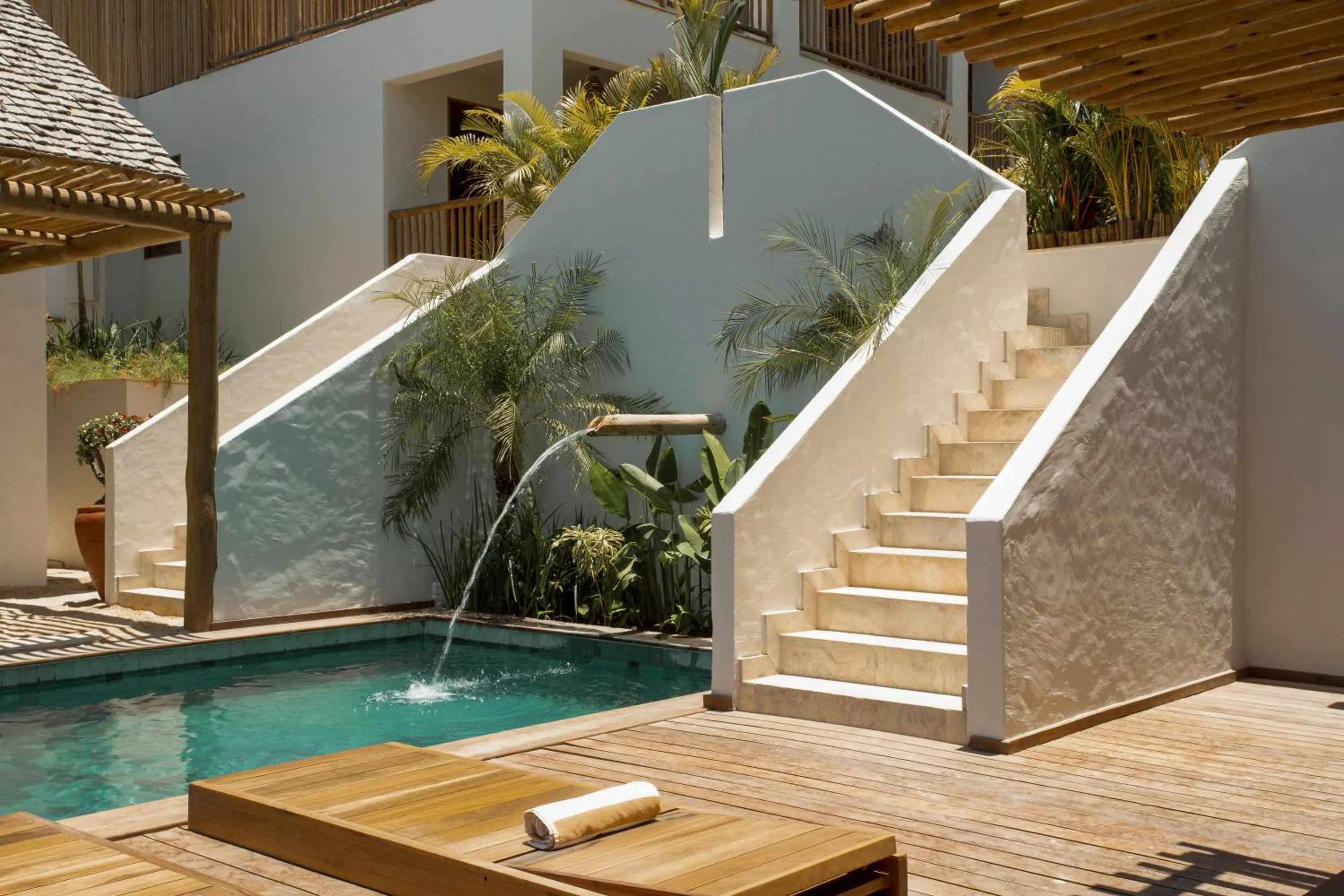 Swimming pool in Villa Tapi