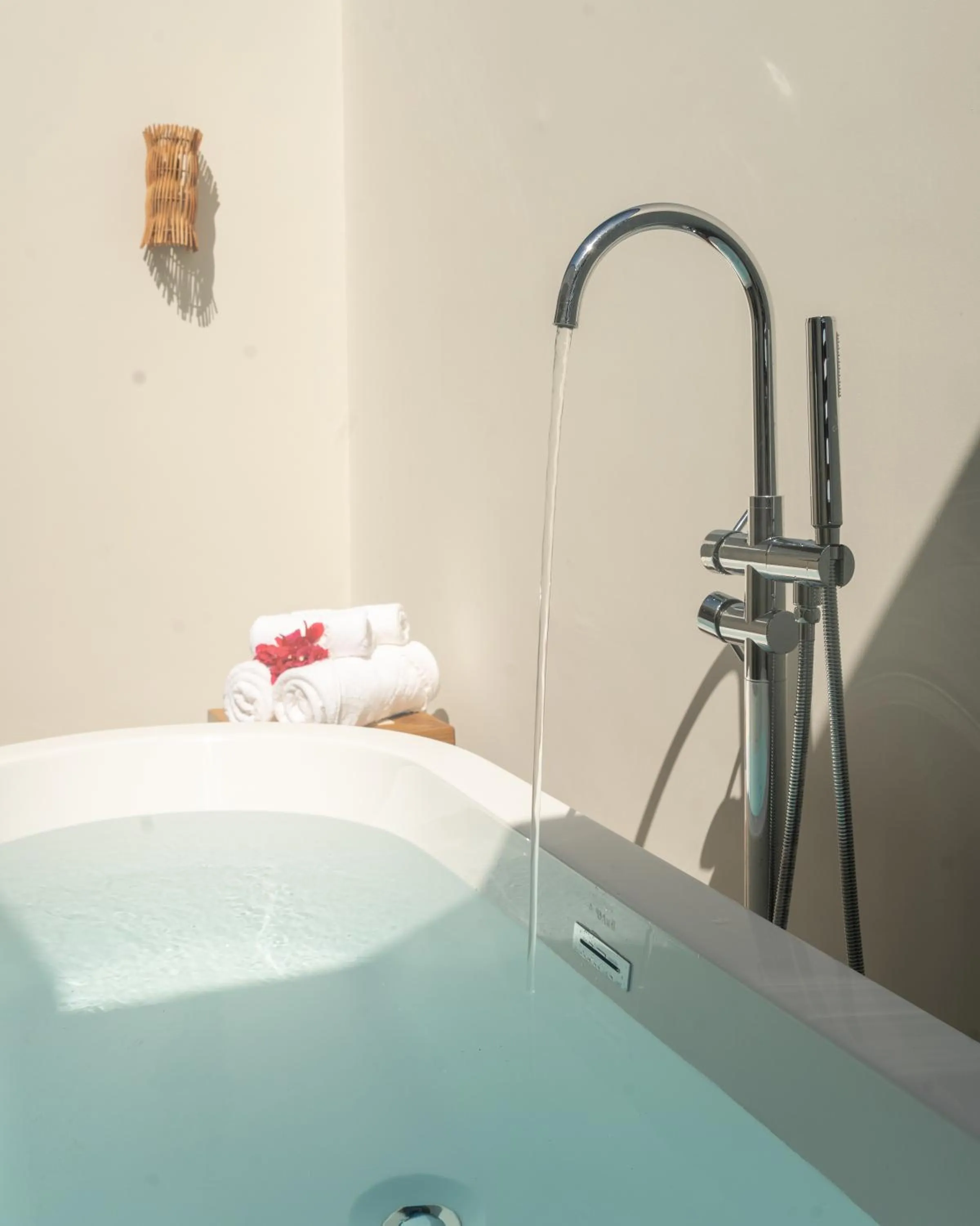 Hot Tub in Villa Tapi