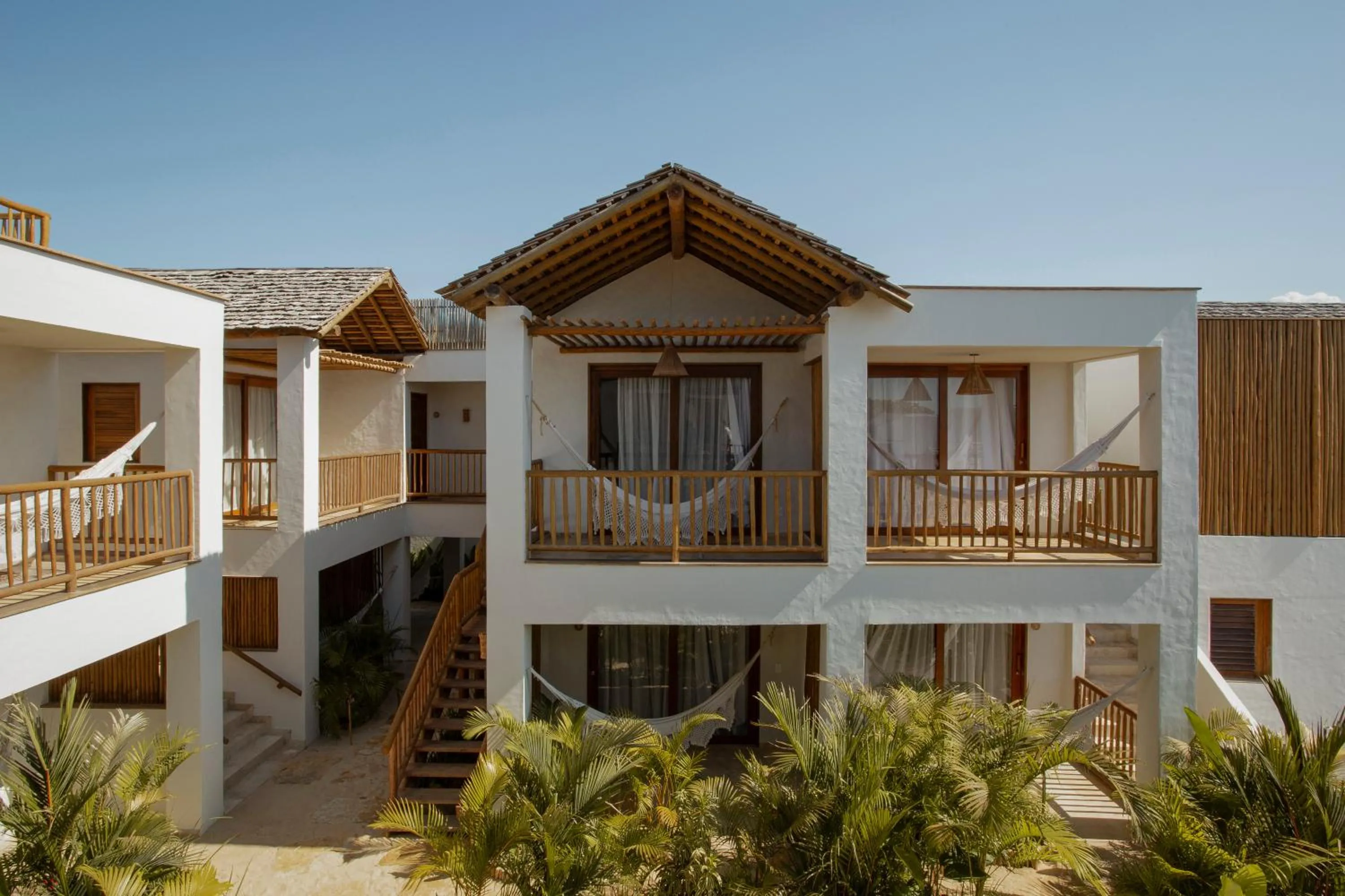 Property building in Villa Tapi