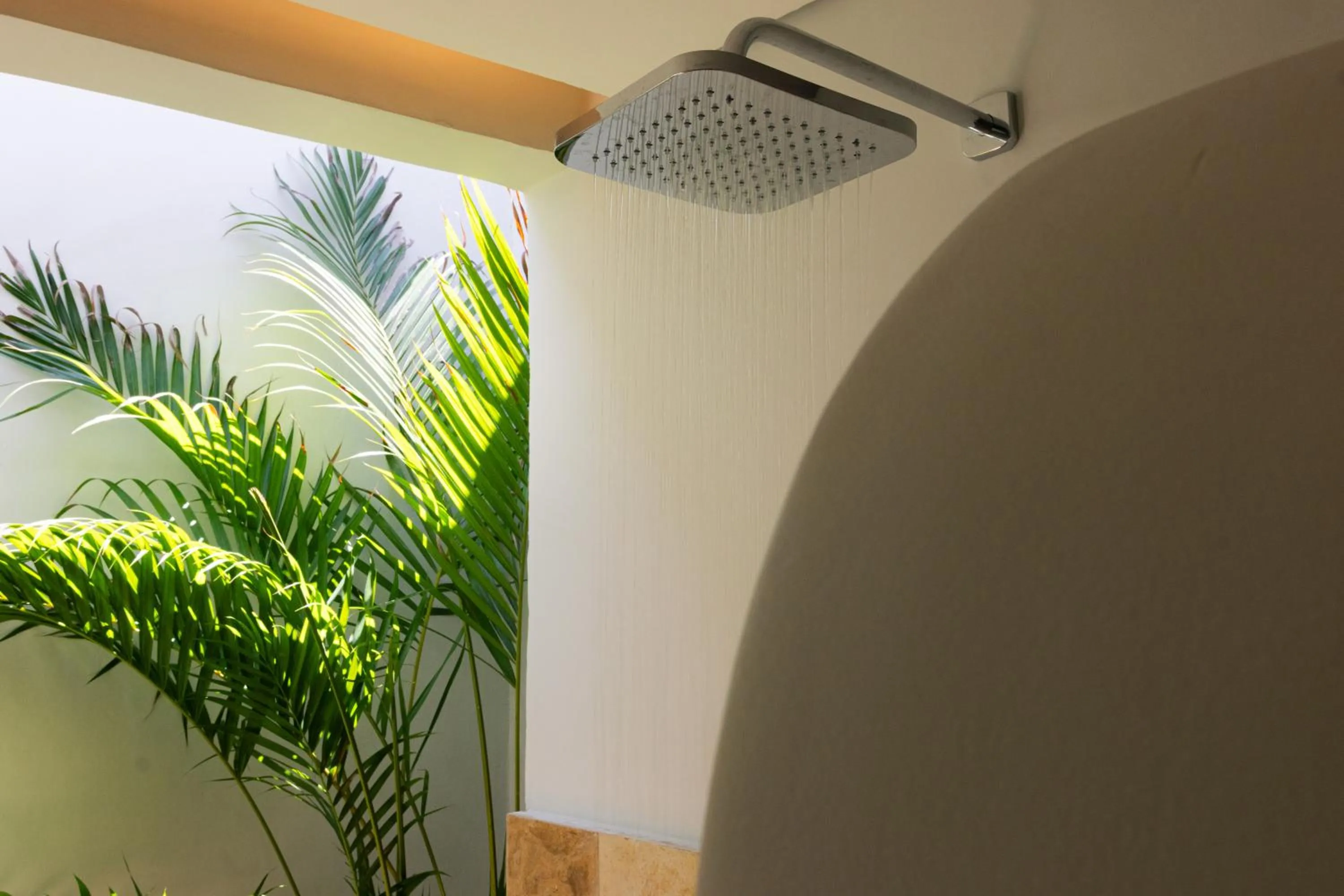 Shower in Villa Tapi
