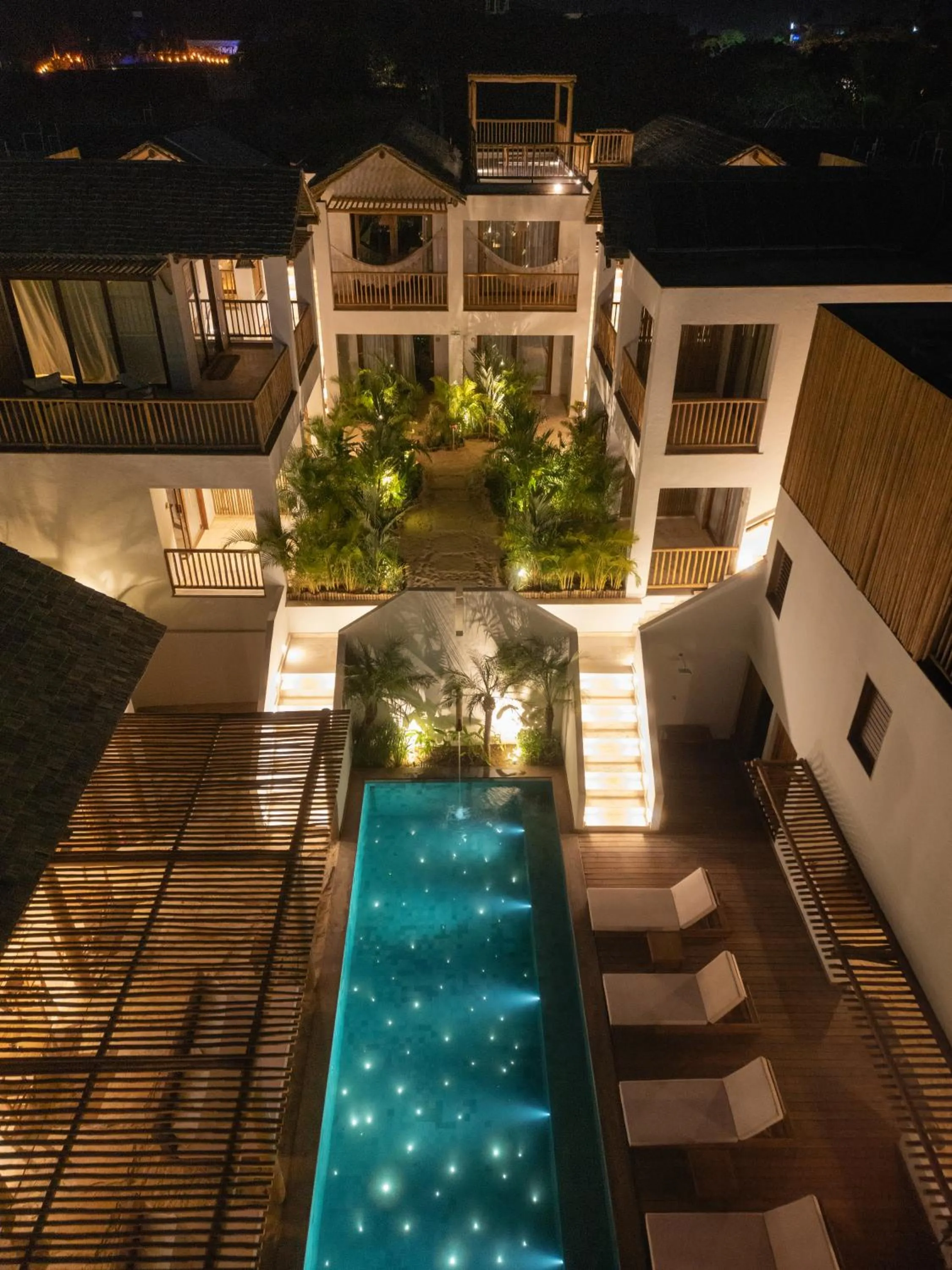 Property building in Villa Tapi