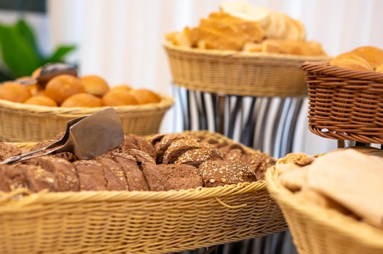 Buffet breakfast in Maysan AL Taqwa