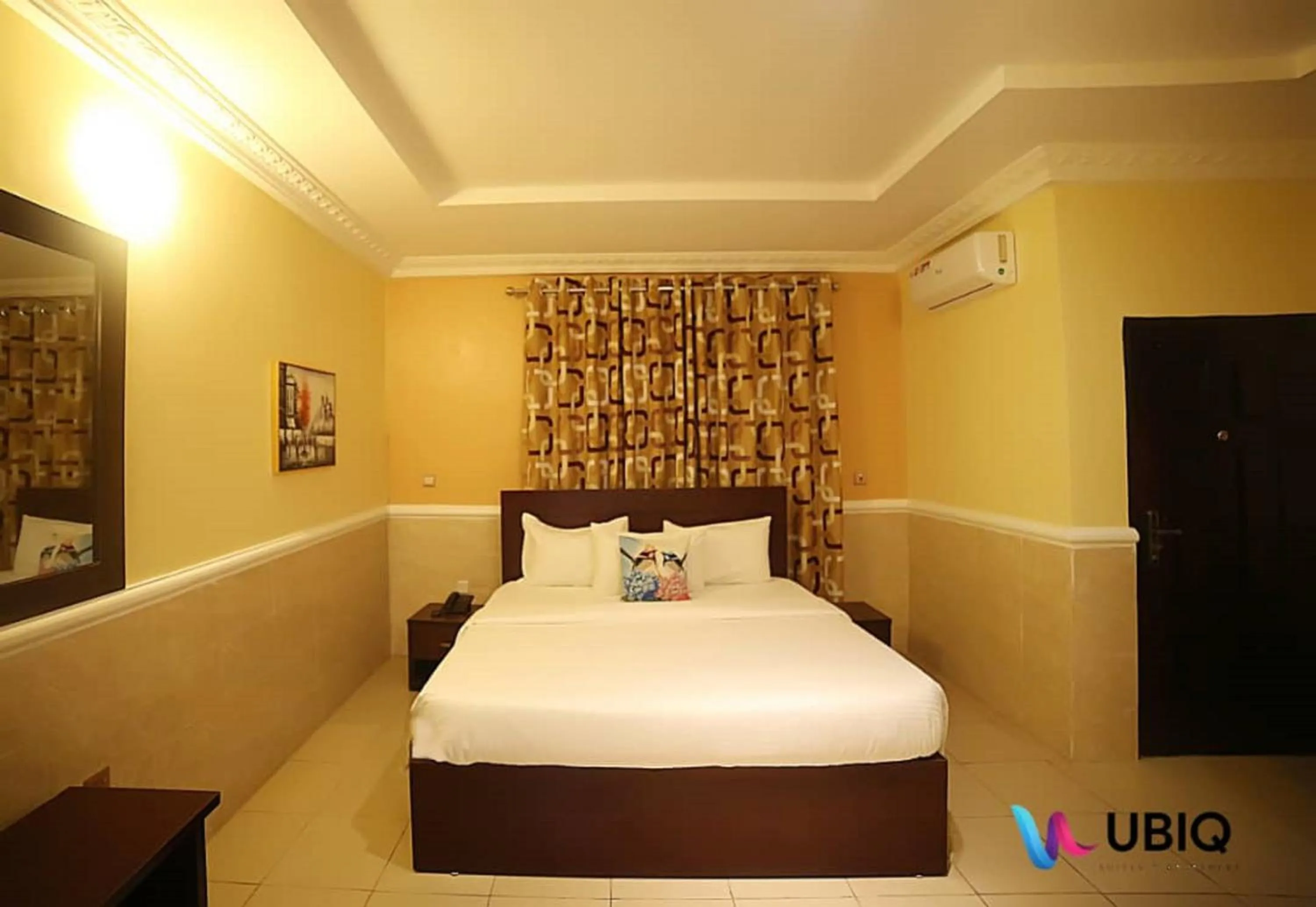 Deluxe Suite in Ubiq Suites and Apartments - Abuja