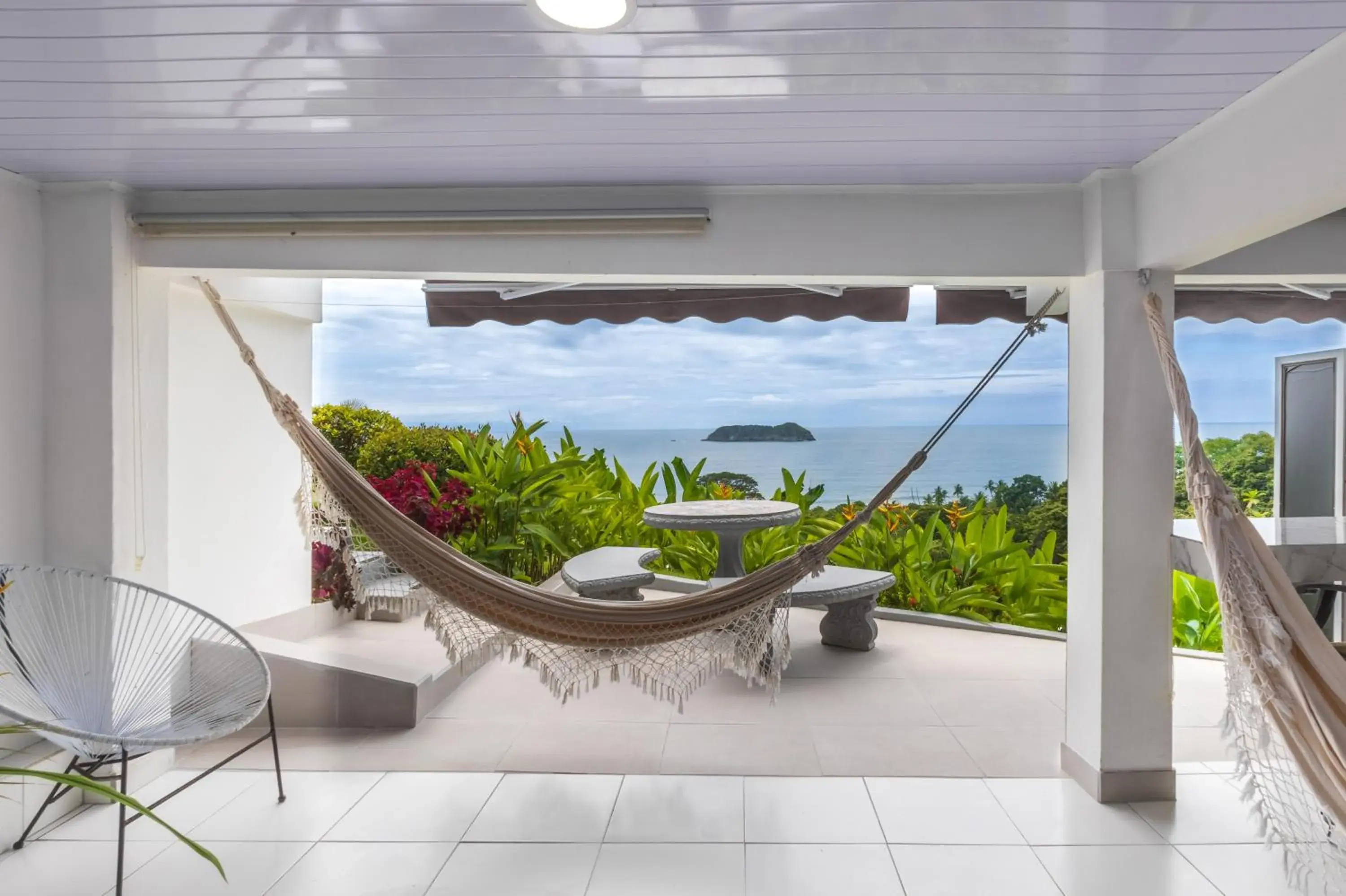 Superior Twin Room with Sea View in Hotel Villas de la Selva Superior Twin Room with Sea View in Hotel Villas de la Selva