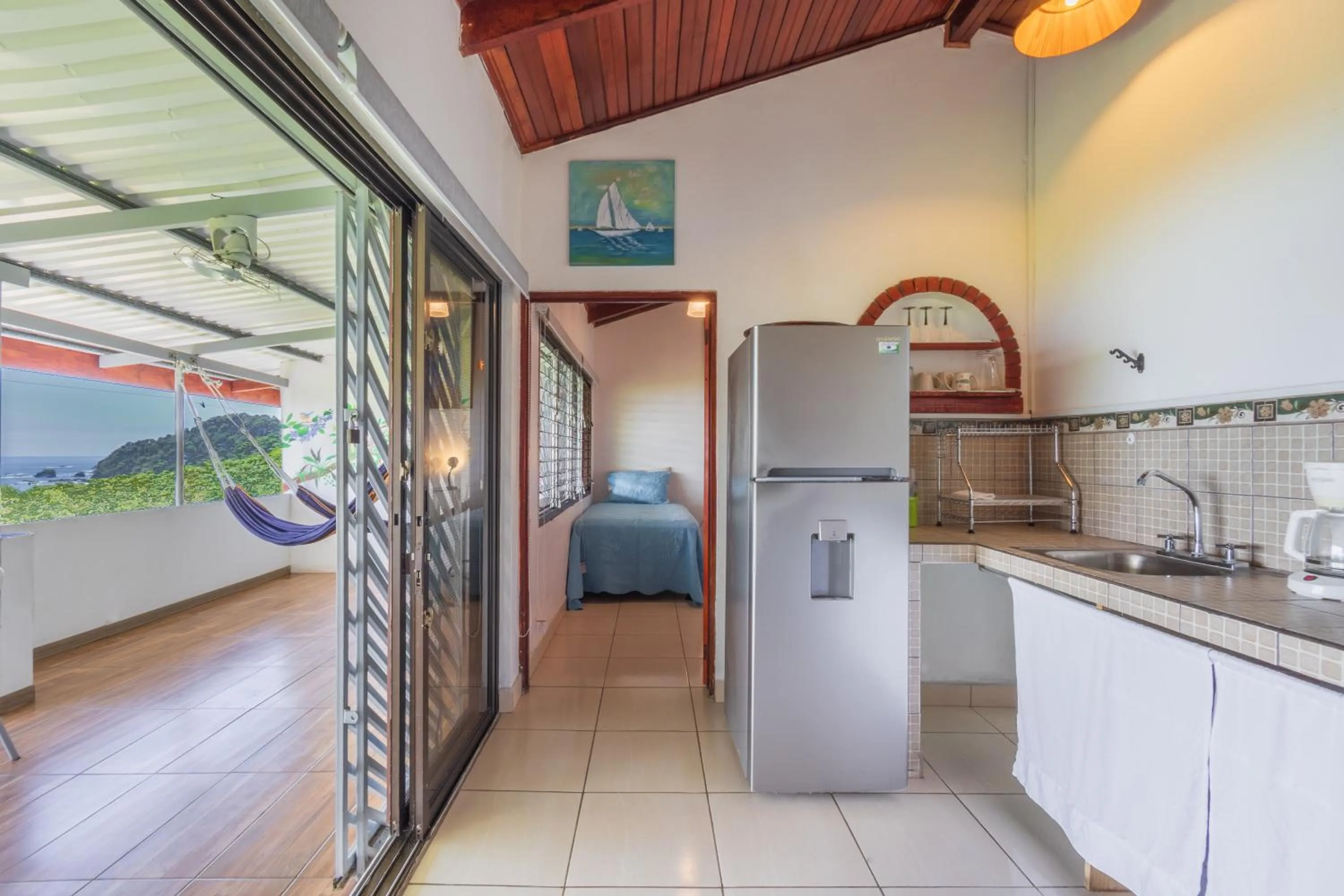 Kitchen or kitchenette in Hotel Villas de la Selva
