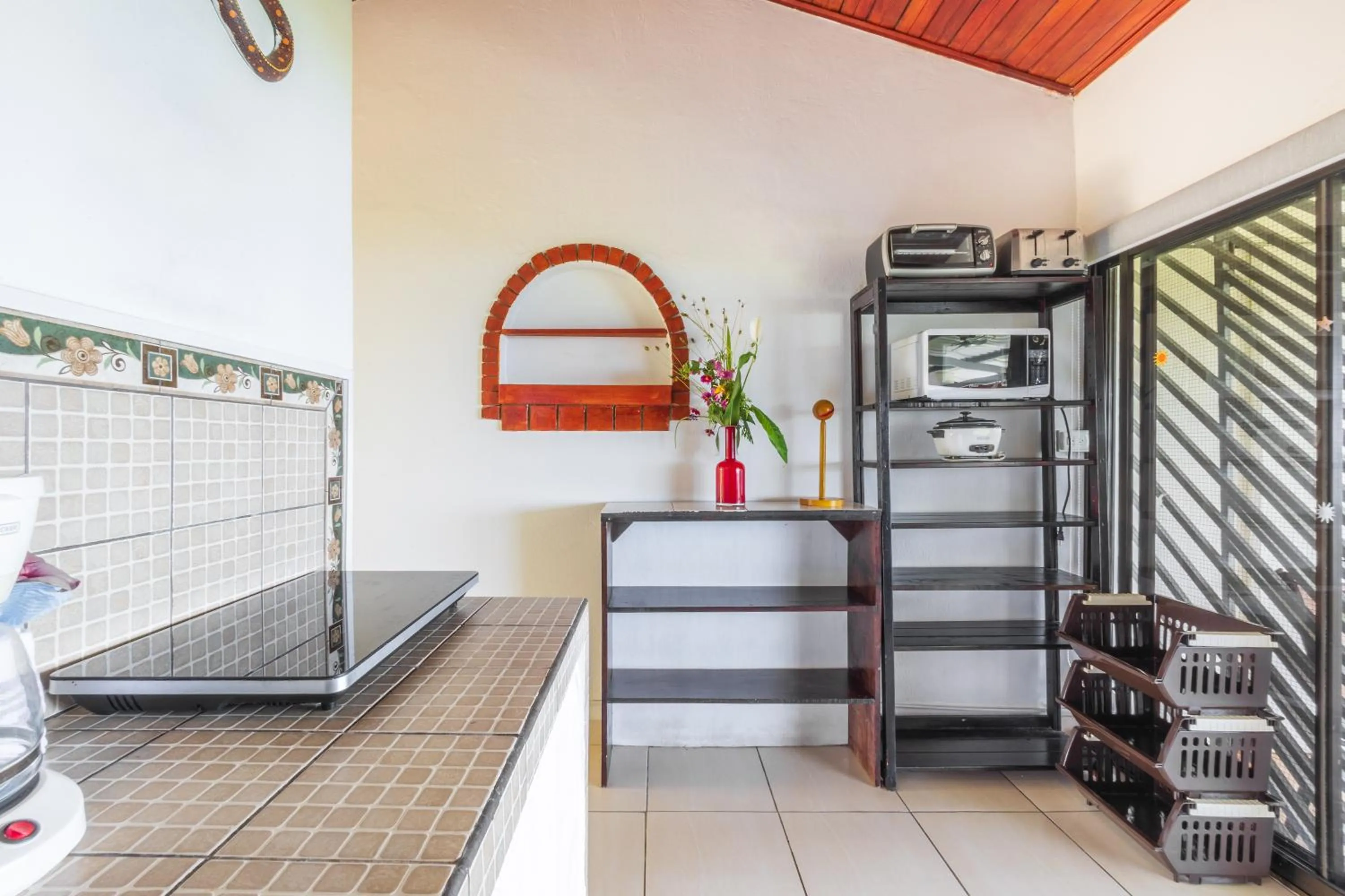 Kitchen or kitchenette in Hotel Villas de la Selva