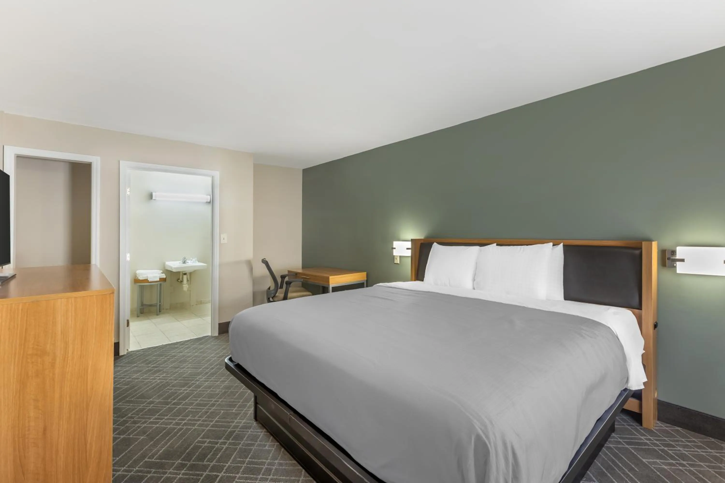 Suite in Southern Lodge - Orangeburg 601