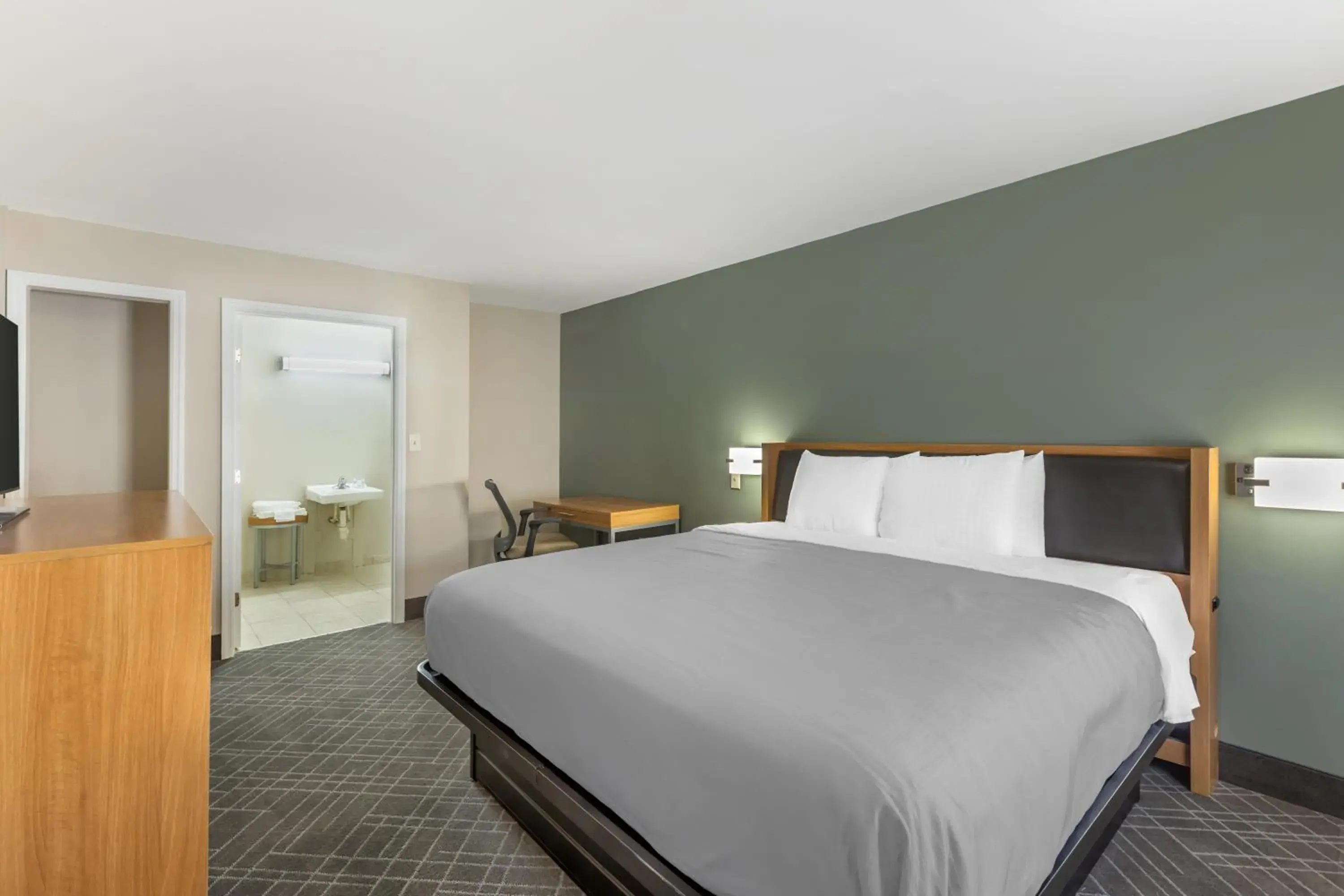 Suite in Southern Lodge - Orangeburg 601 Suite in Southern Lodge - Orangeburg 601