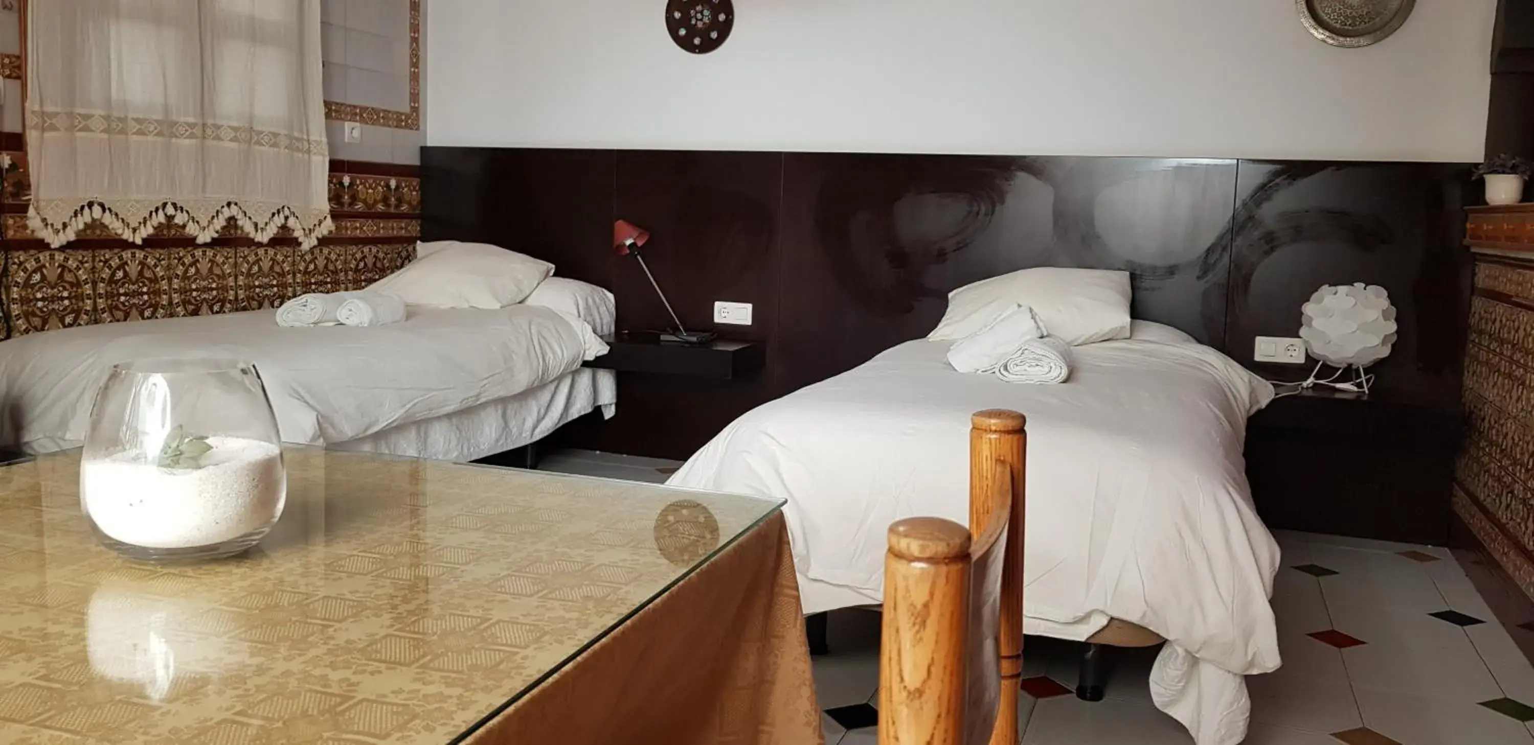 Deluxe Twin Room in 16:9 Los Molinos Suites Deluxe Twin Room in 16:9 Los Molinos Suites