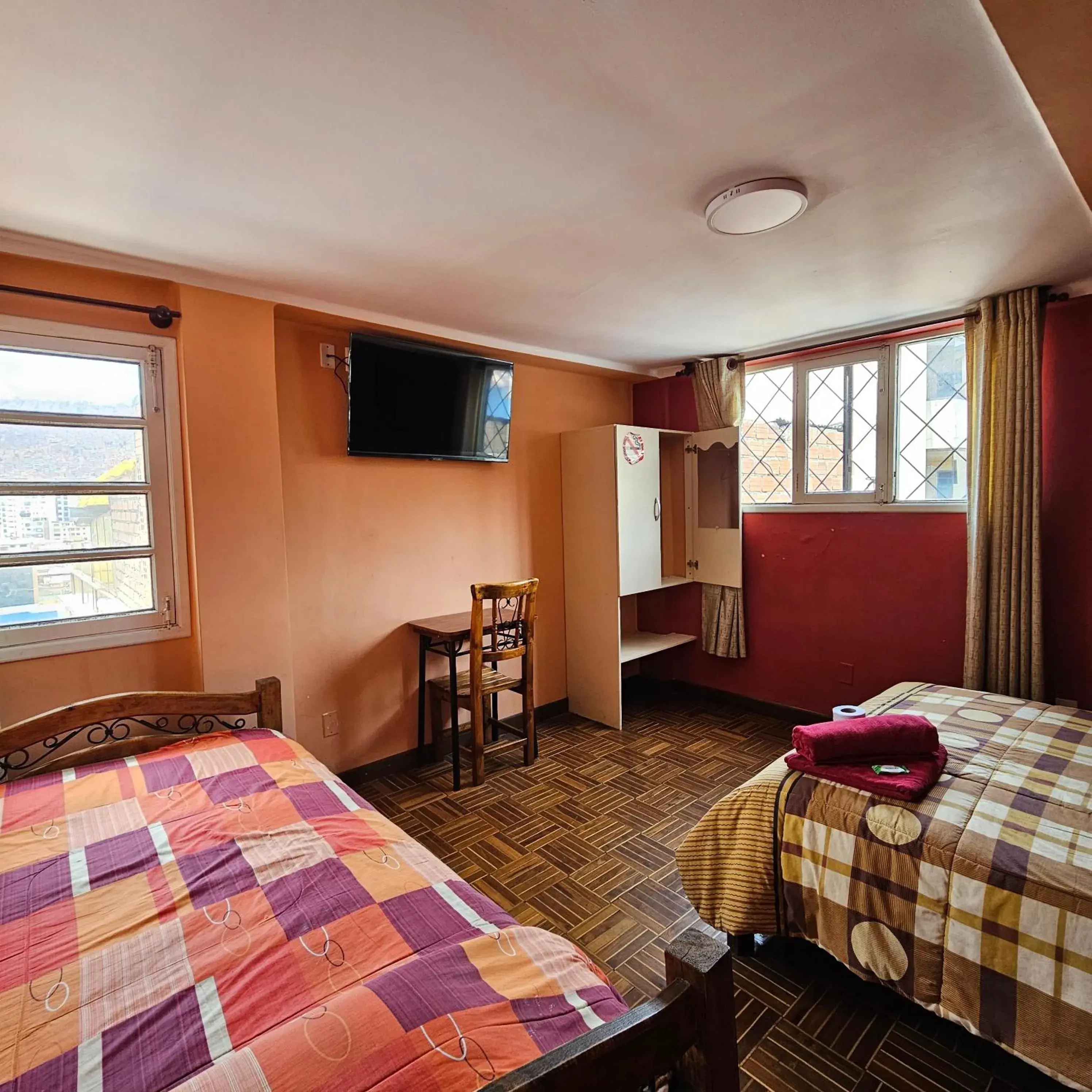Standard Twin Room in Bolivian Heights Hostel Standard Twin Room in Bolivian Heights Hostel