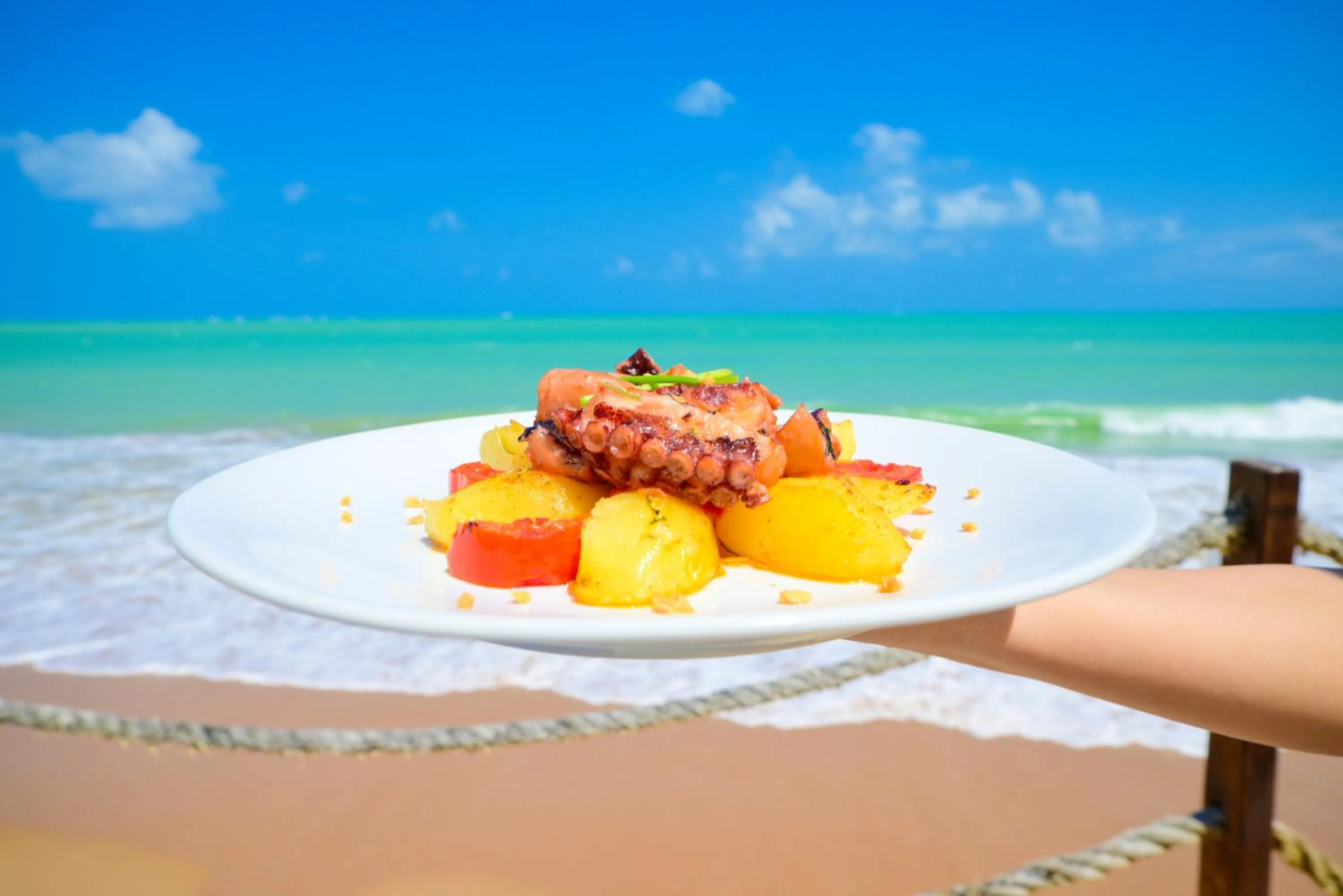 Natural landscape in Waterfront Residence