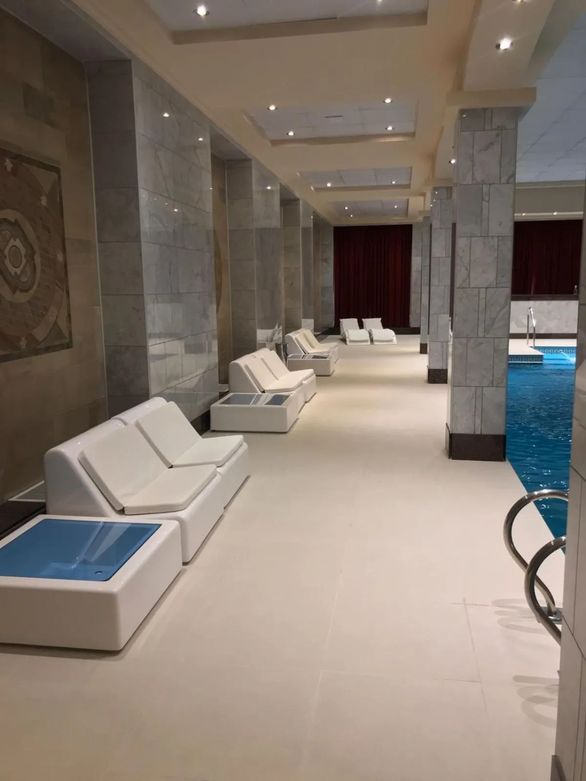 Swimming pool in Status Hotel